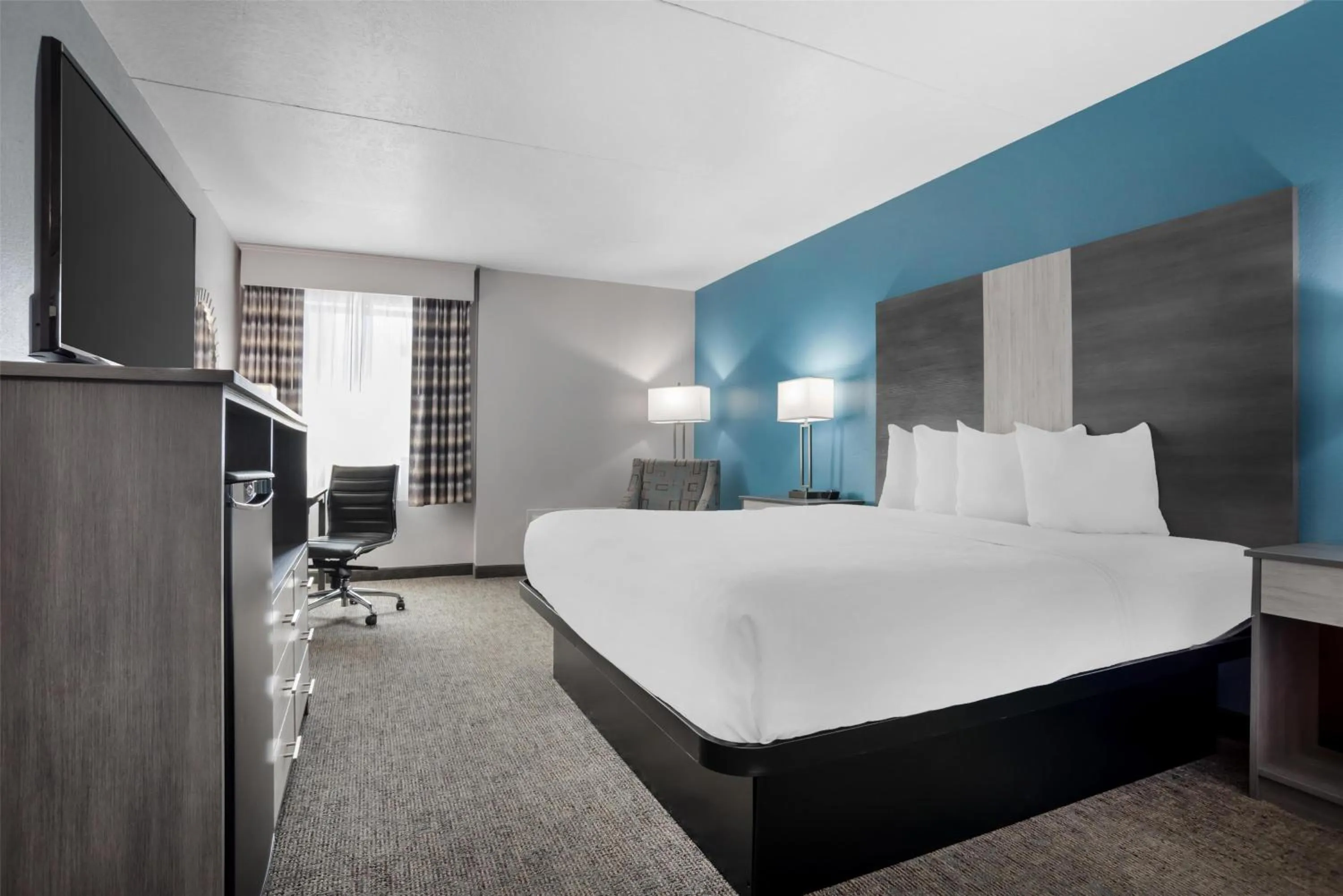 Bedroom, Bed in Best Western Brewton Inn