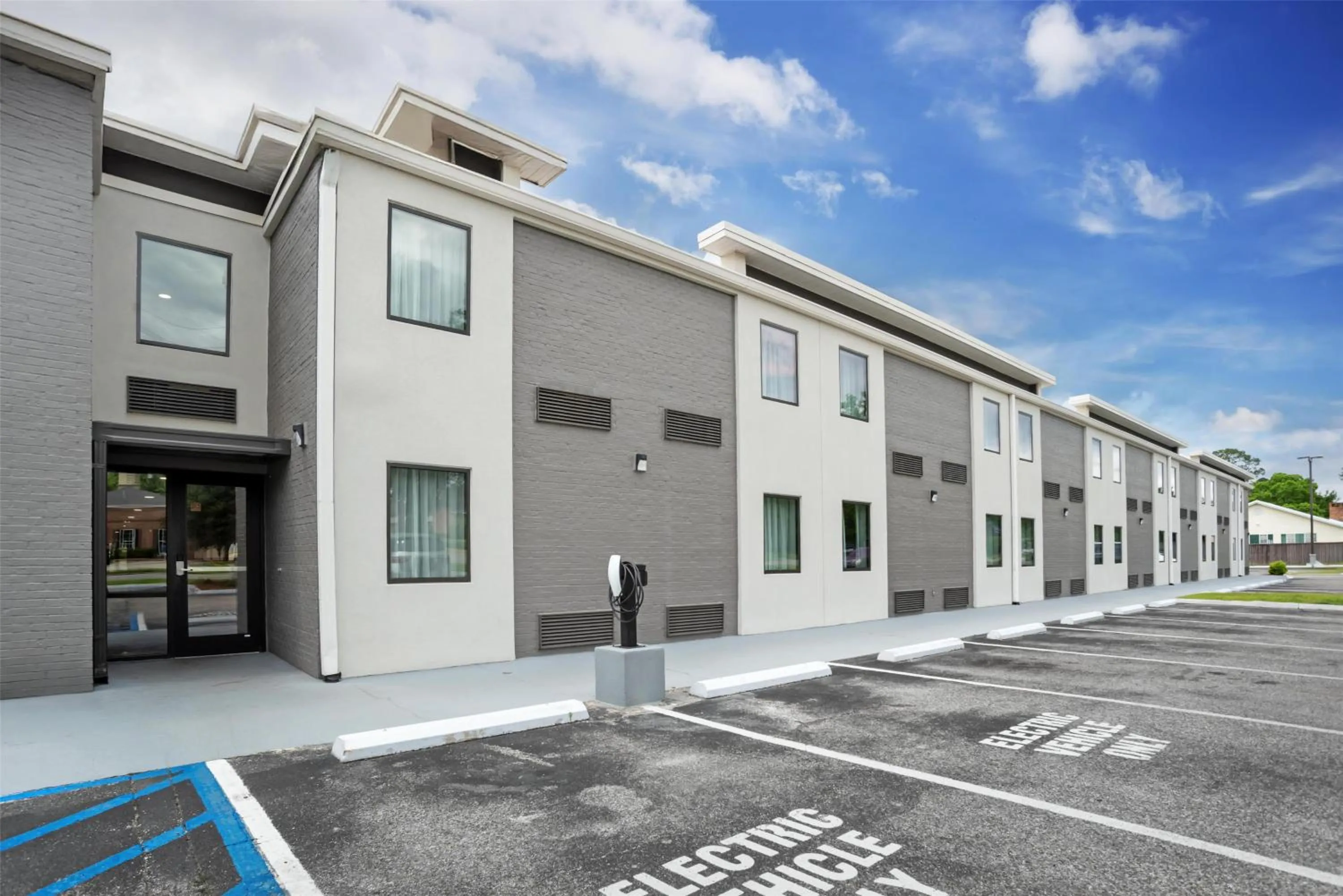 Property building in Best Western Brewton Inn