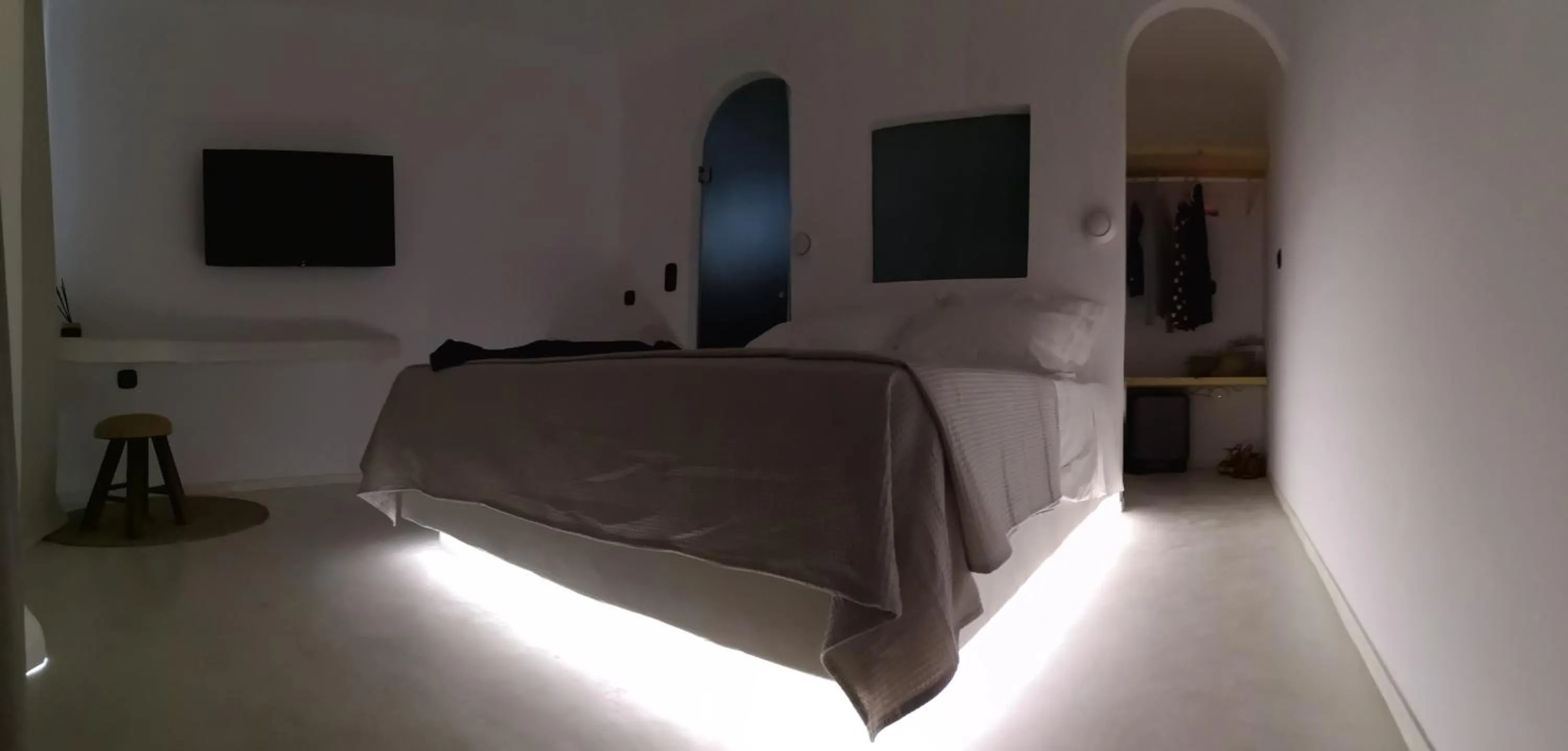 M-Vibes Mykonos Suites