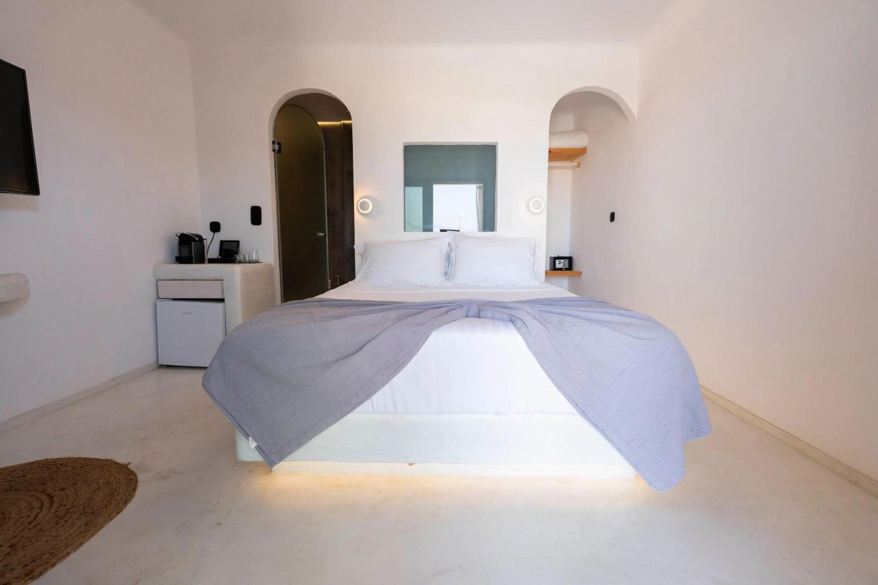 M-Vibes Mykonos Suites