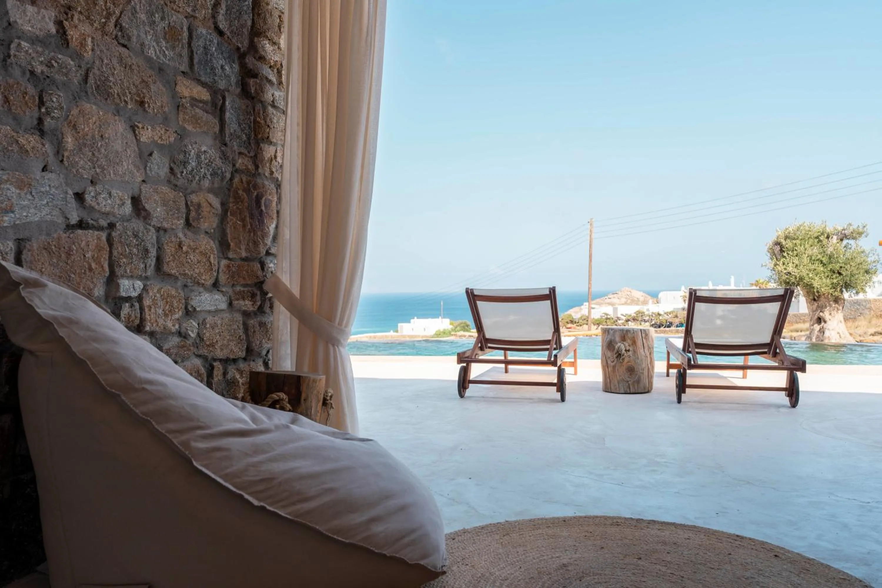 M-Vibes Mykonos Suites