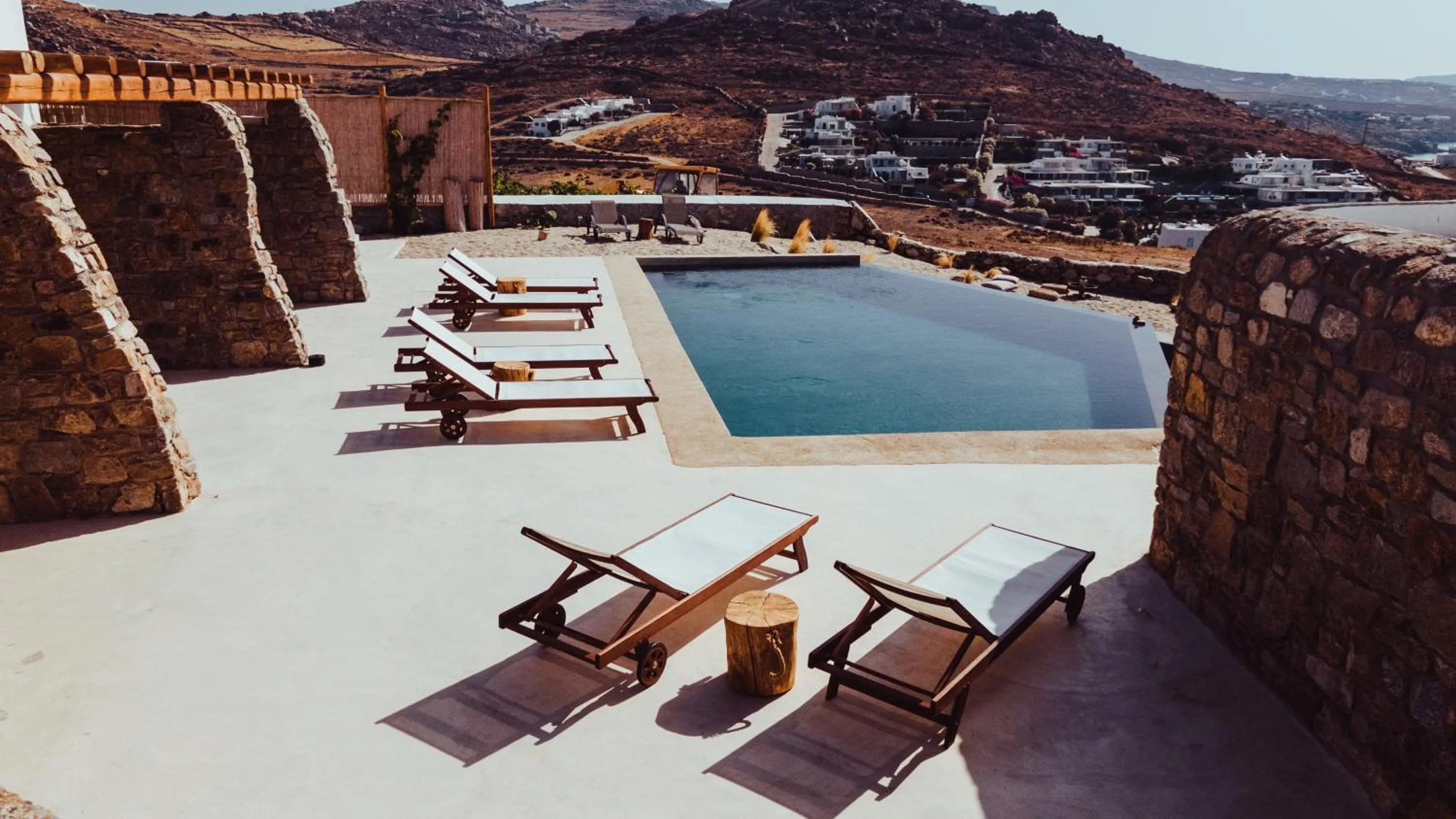 M-Vibes Mykonos Suites