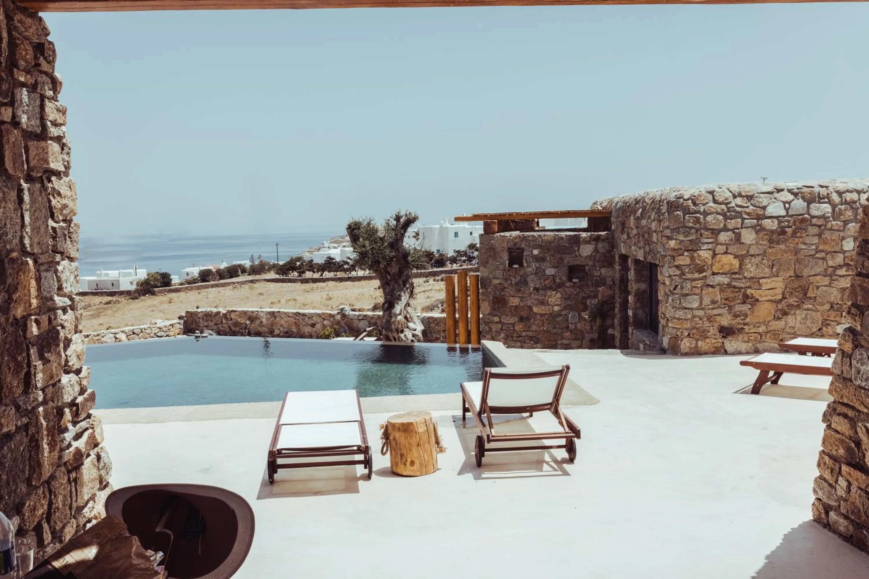 M-Vibes Mykonos Suites