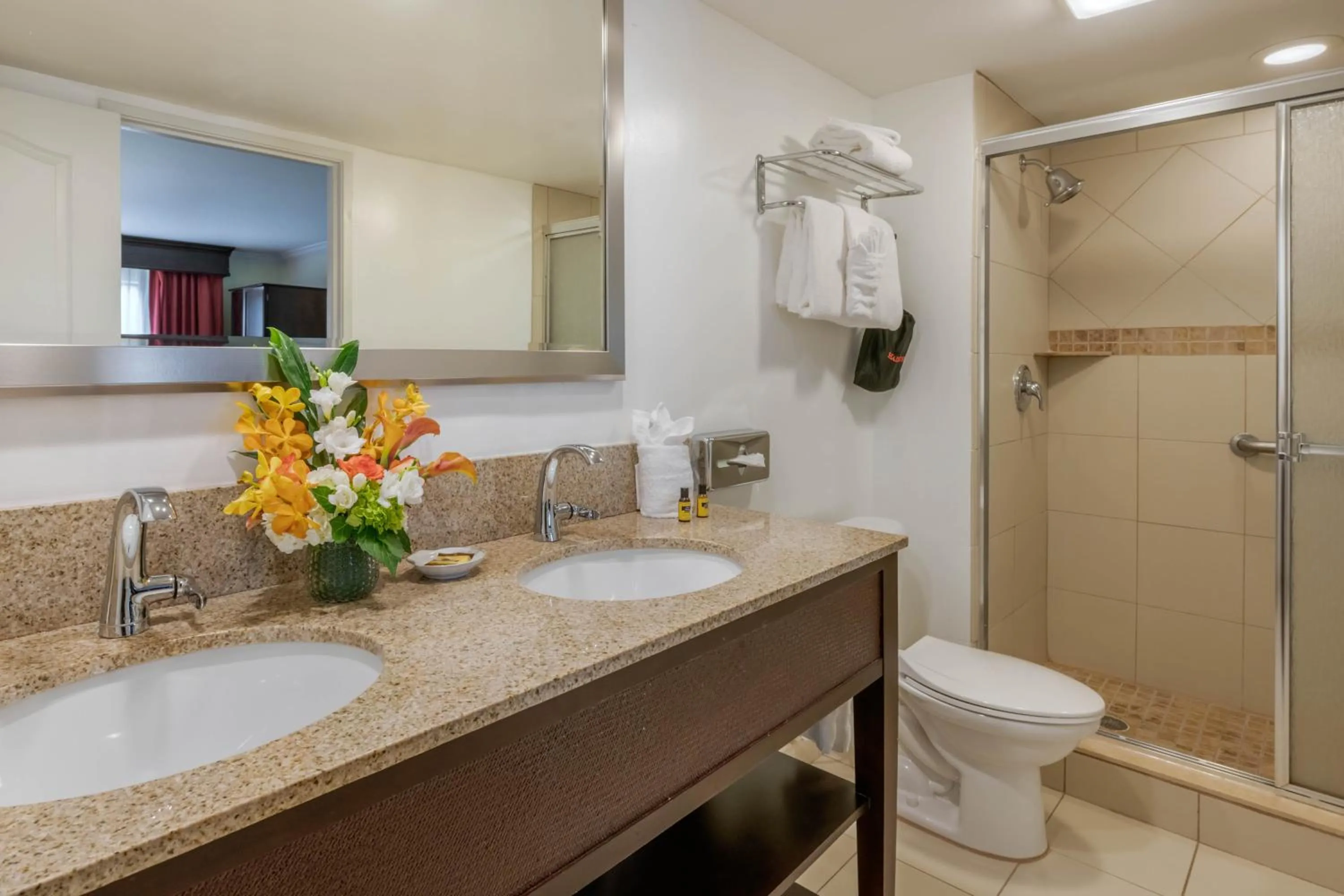 Shower in Best Western Plus Palm Beach Gardens Hotel & Suites and Conference Ct