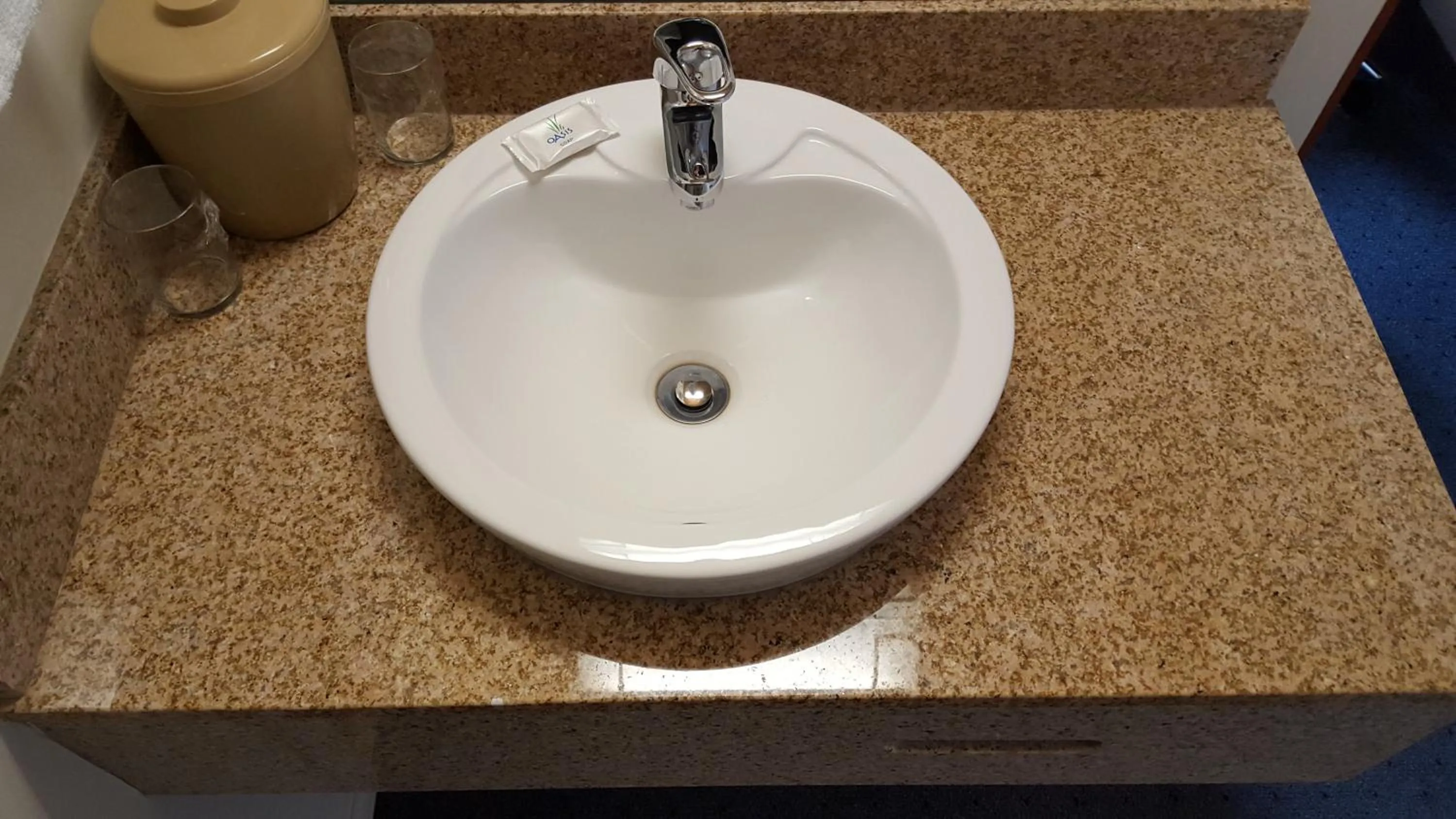 Bathroom in Travelers Lodge Marshall