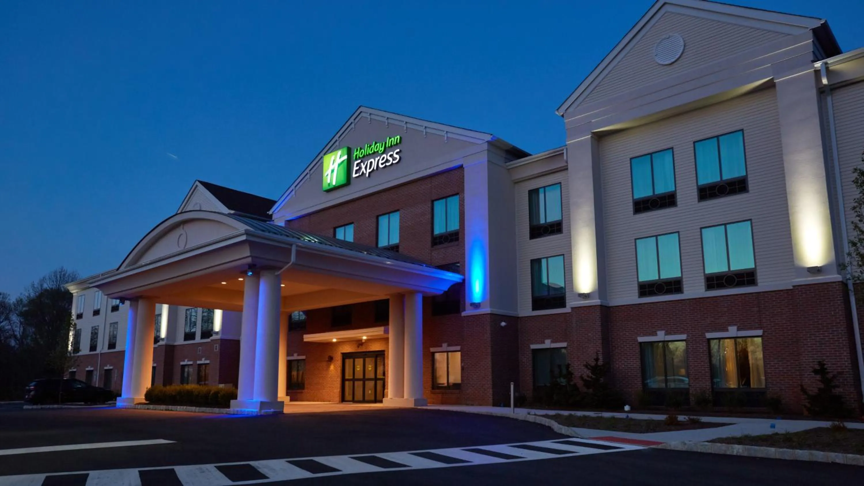 Property building in Holiday Inn Express Bordentown - Trenton South by IHG