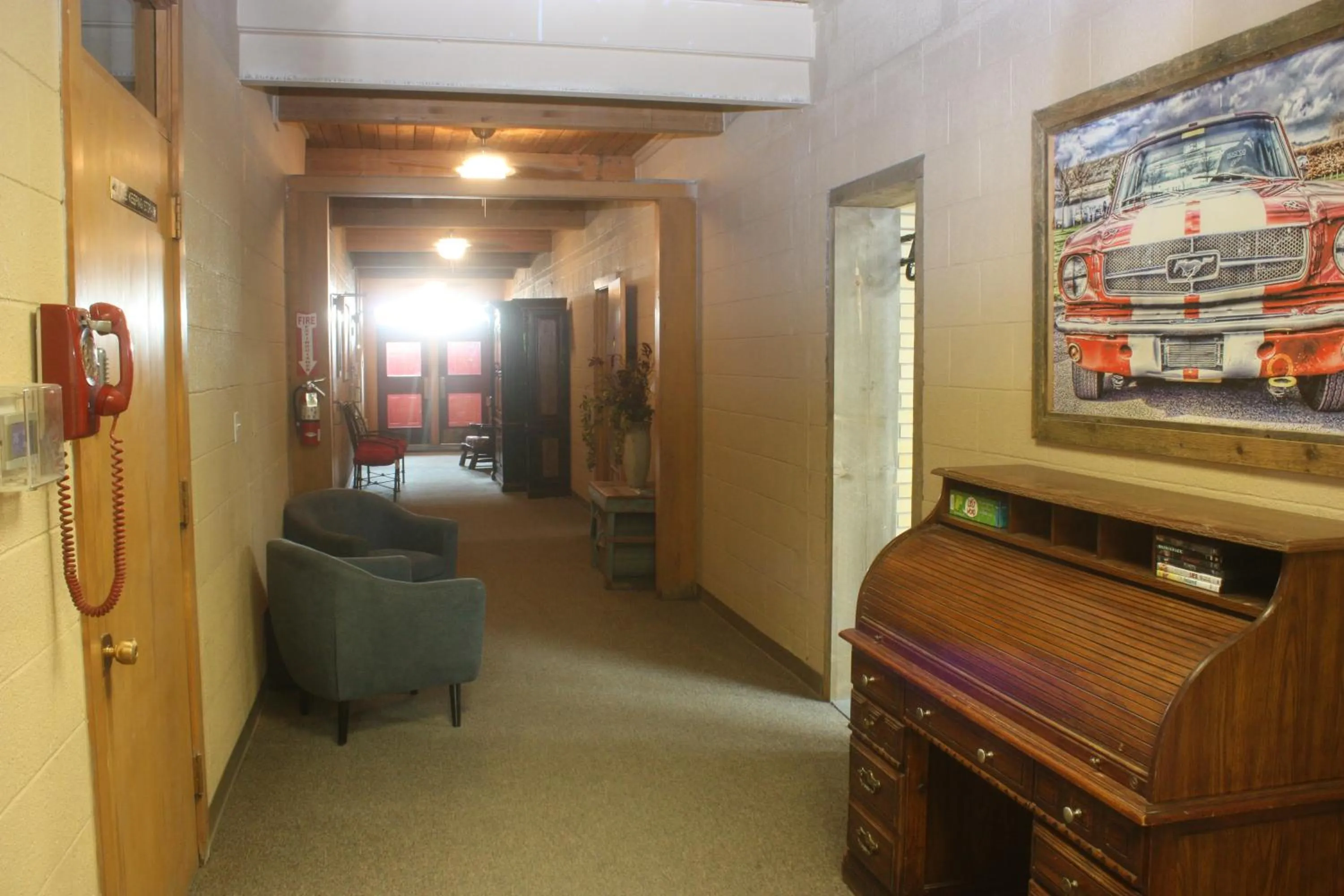 Kitchen or kitchenette in Old School Motel RV