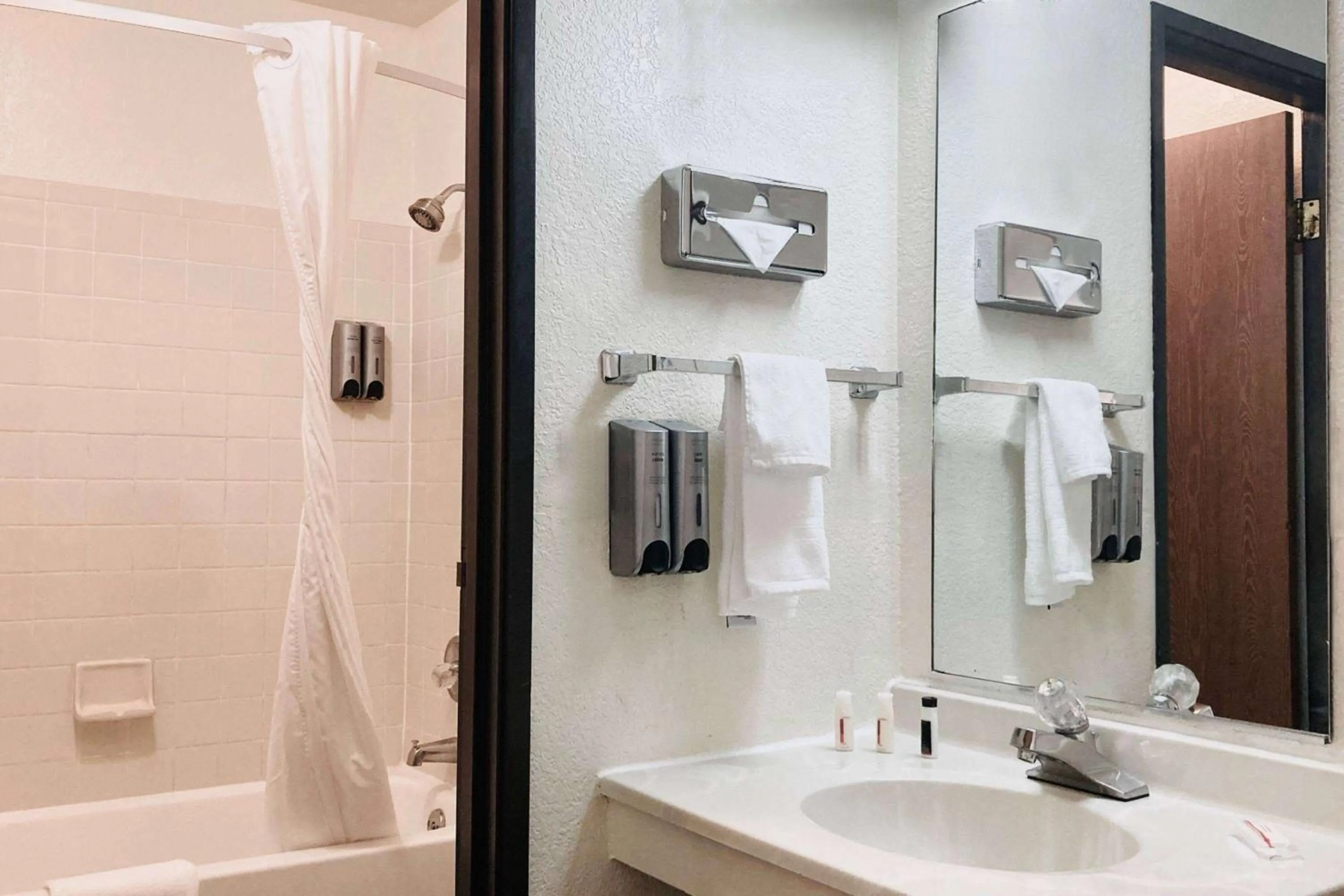 Bathroom in Super 8 by Wyndham Colorado Springs/Afa Area