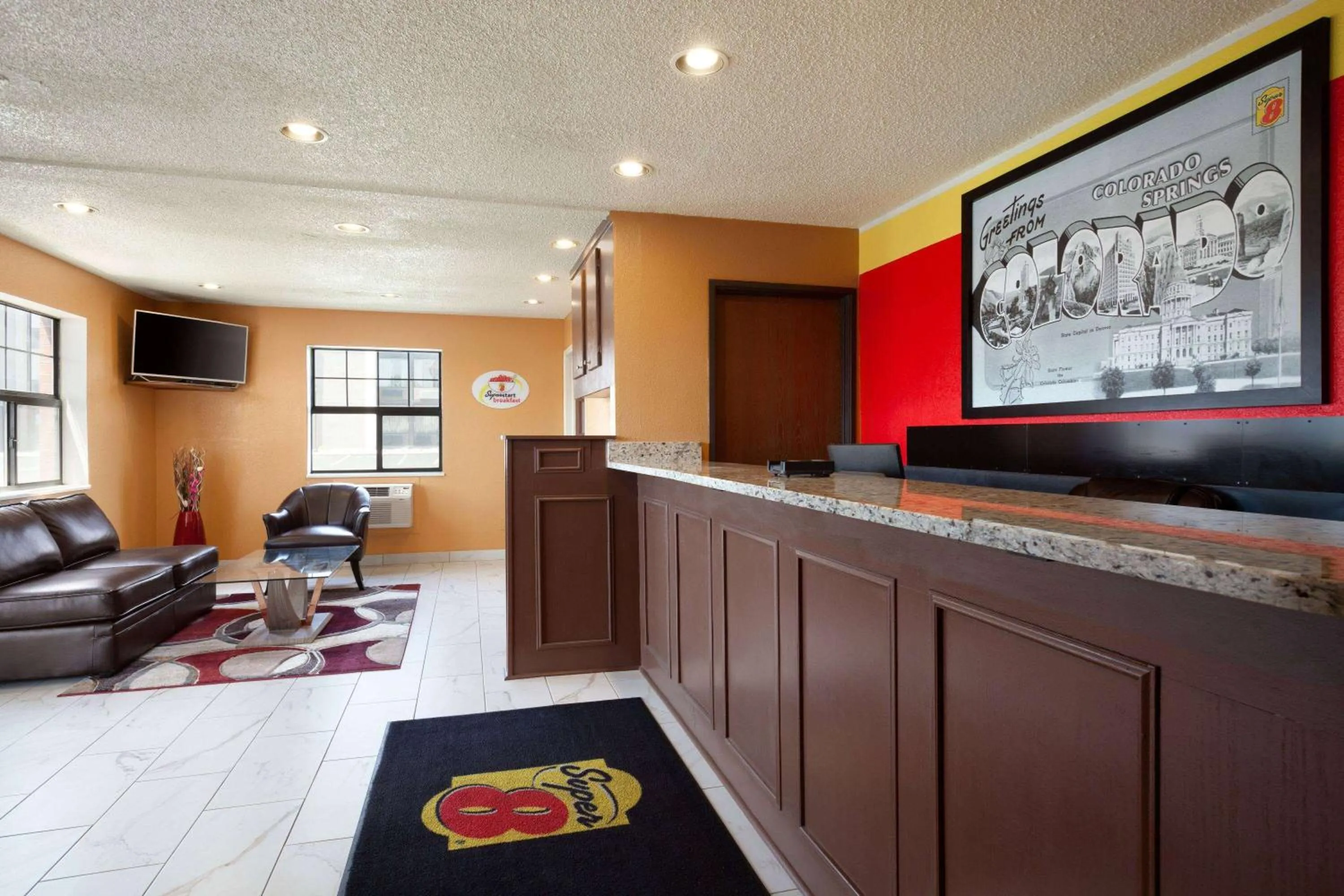 Lobby or reception in Super 8 by Wyndham Colorado Springs/Afa Area