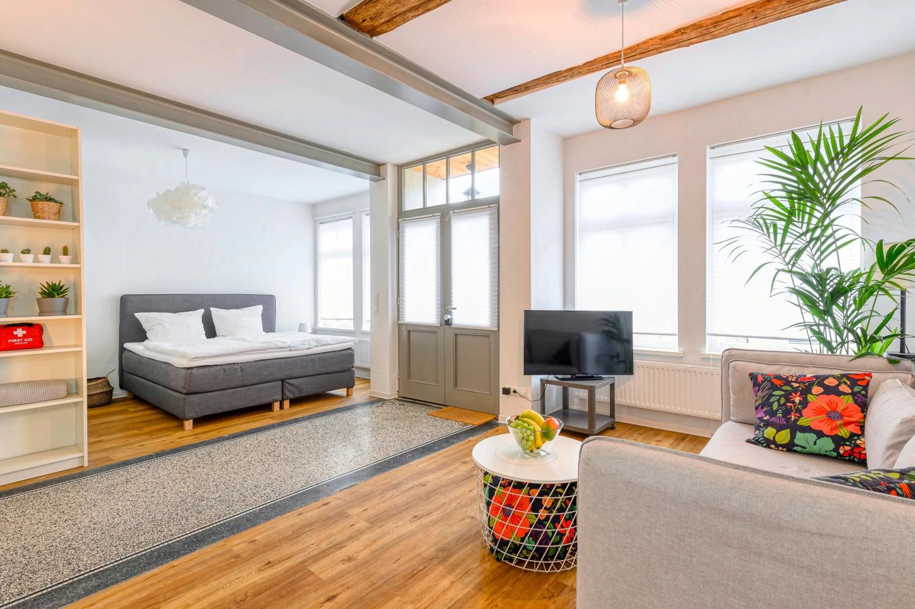 Living room, Bed in Altstadt Apartments Verden