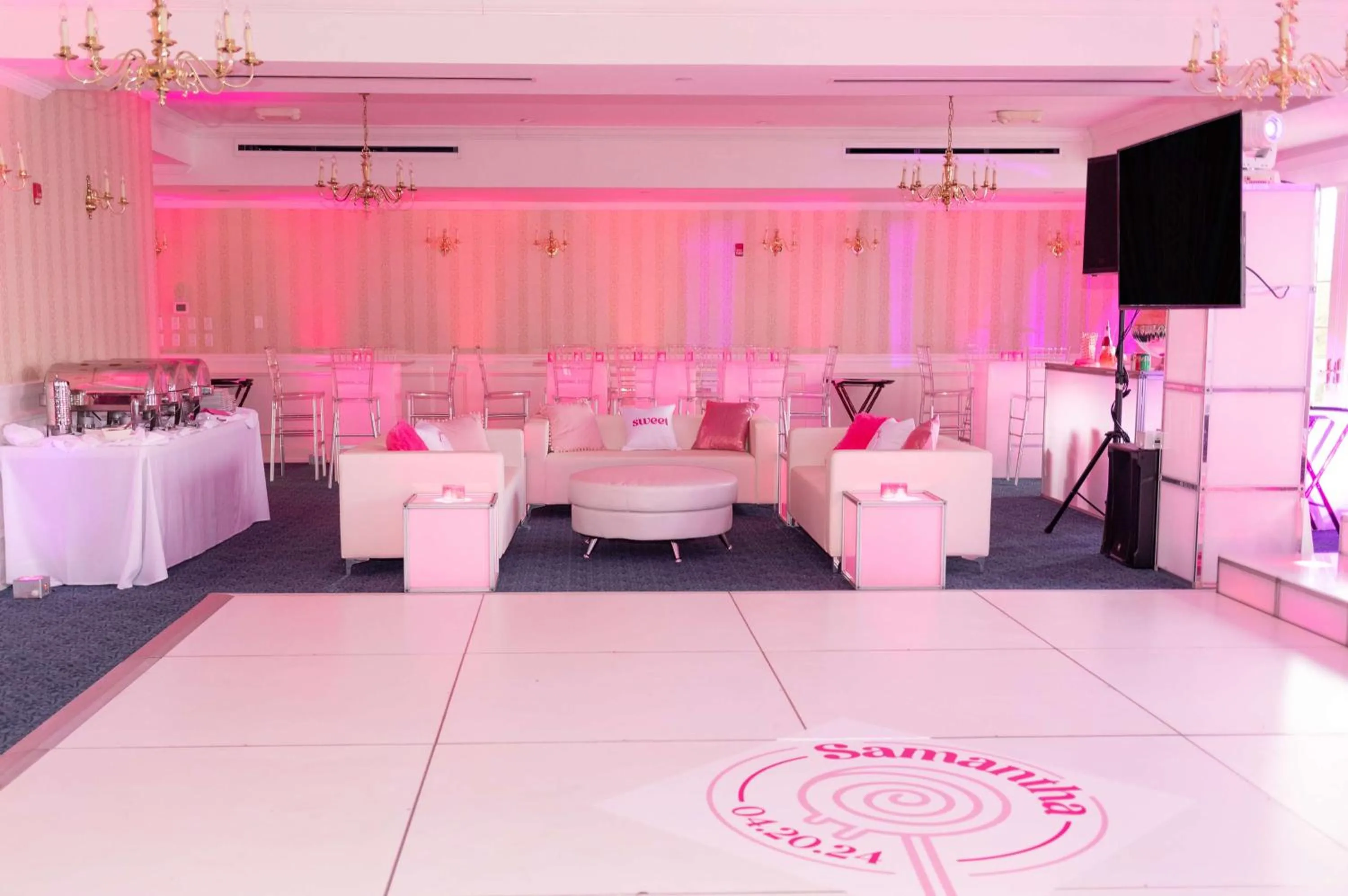 Meeting/conference room in Madison Beach Hotel, Curio Collection by Hilton