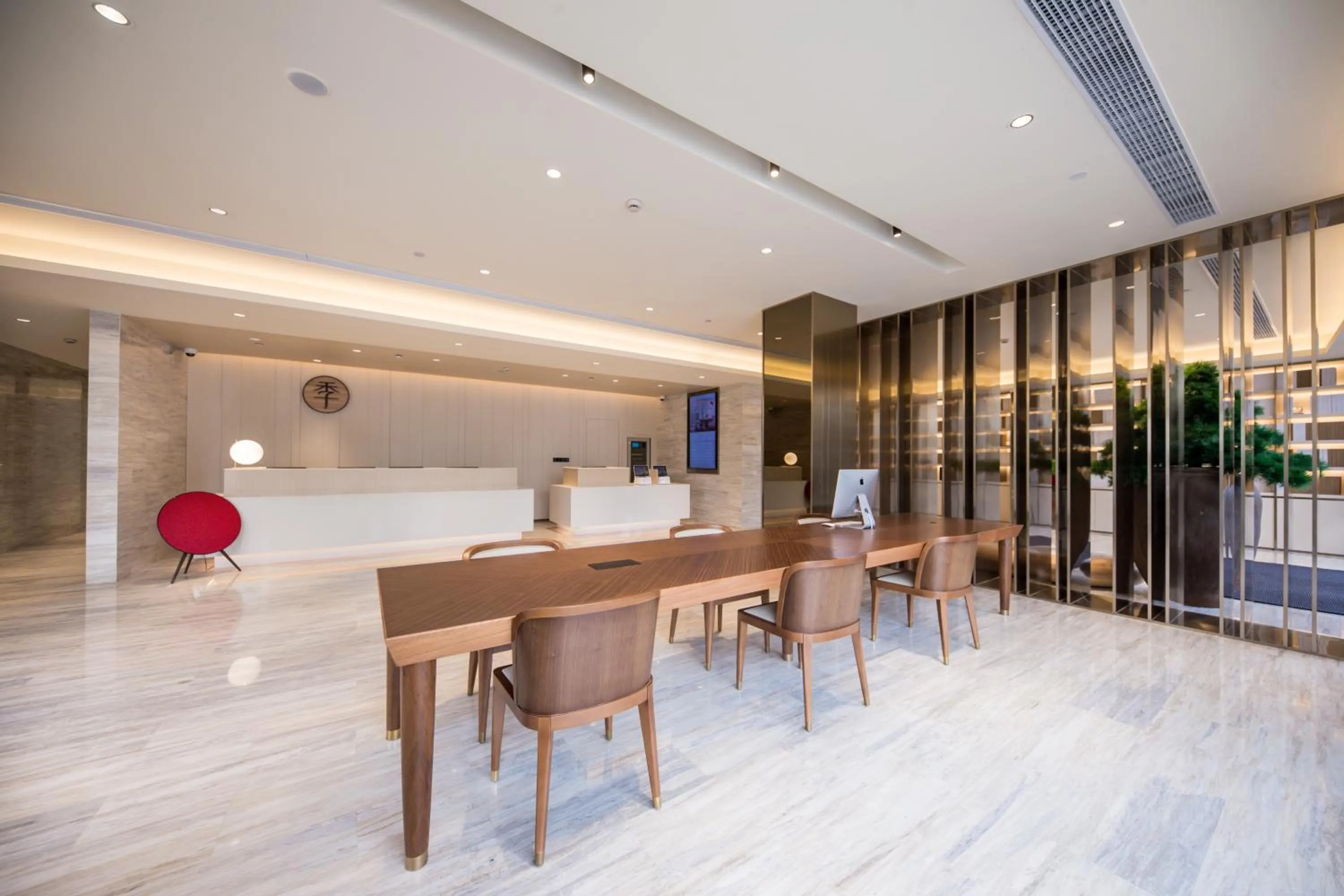 Ji Hotel Shanghai The Bund Jinling East Road