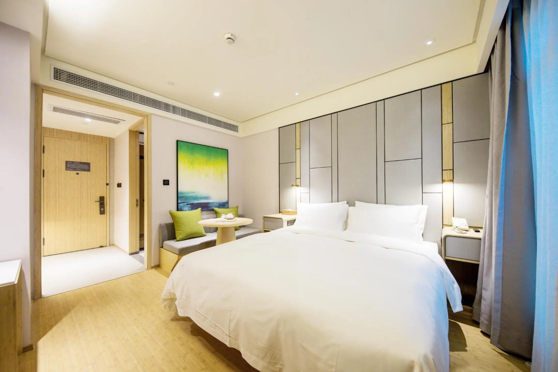 Ji Hotel Shanghai The Bund Jinling East Road