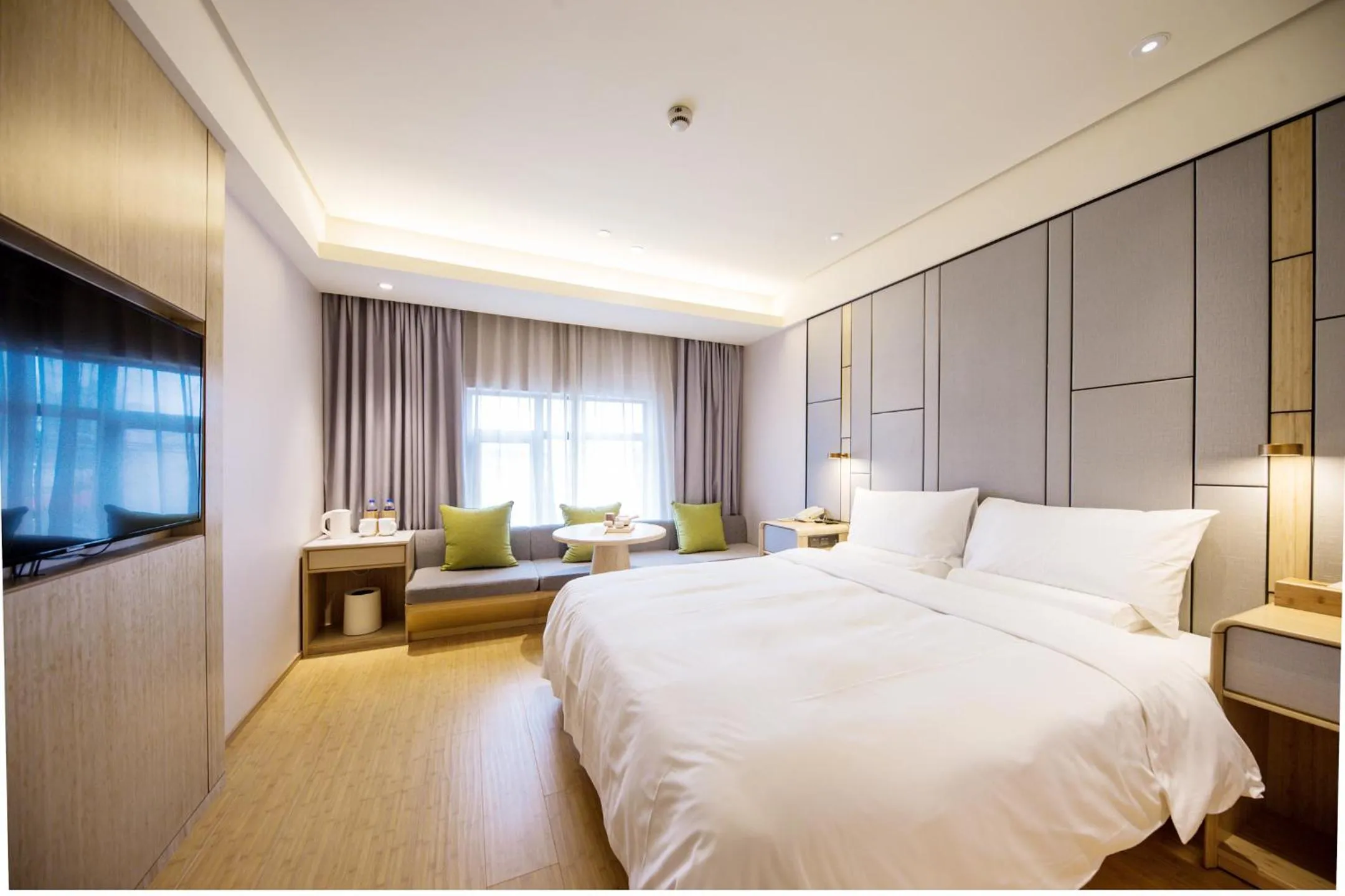 Ji Hotel Shanghai The Bund Jinling East Road
