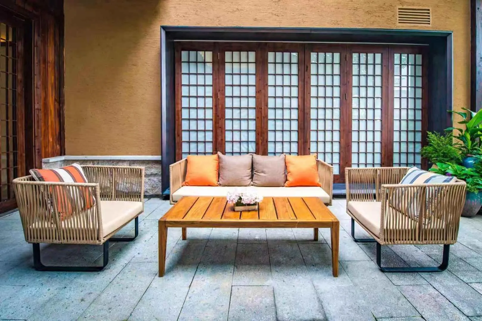 Blossom Hill Yuejingzhuang Hotel