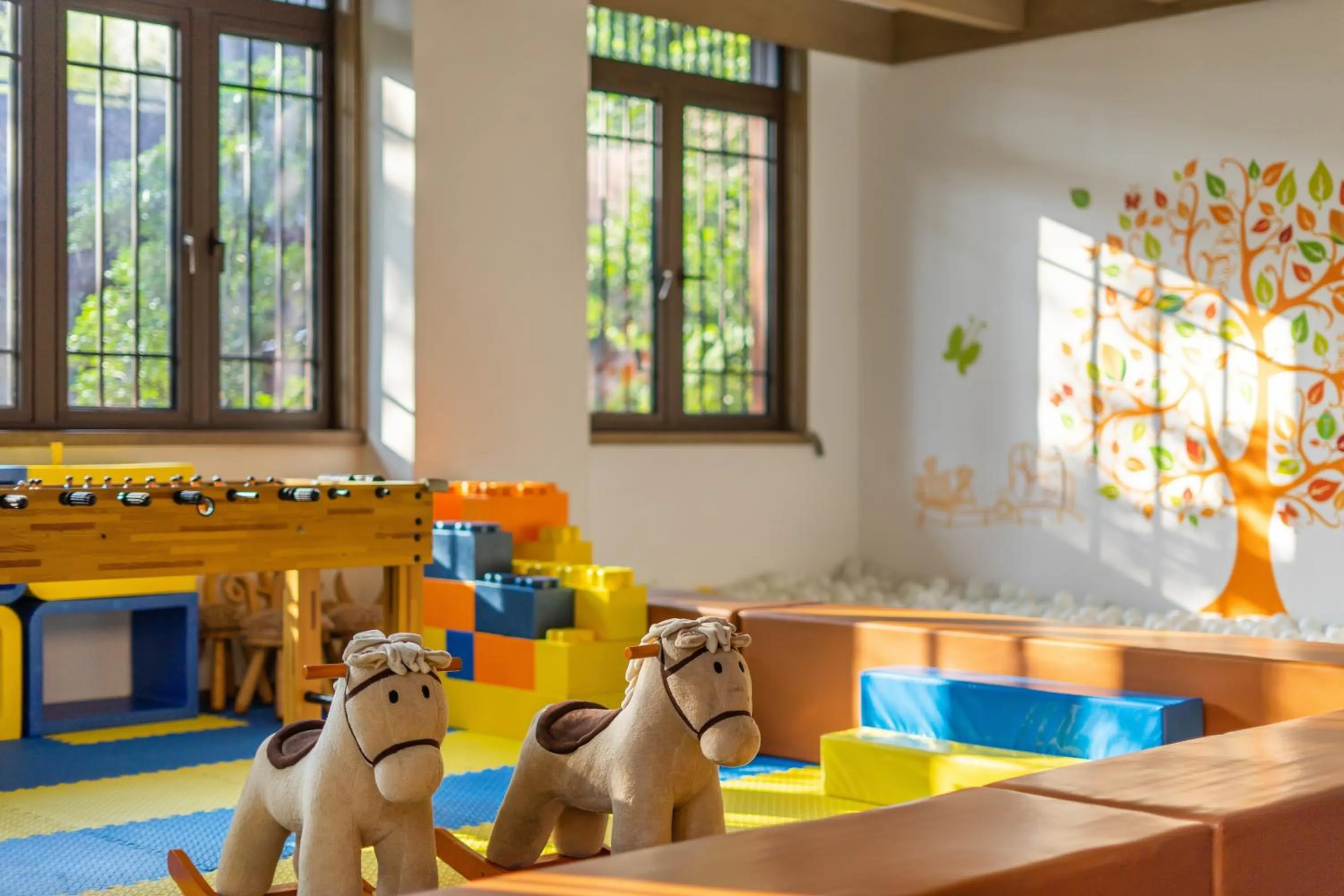 Kids's club in Blossom Hill Yuejingzhuang Hotel
