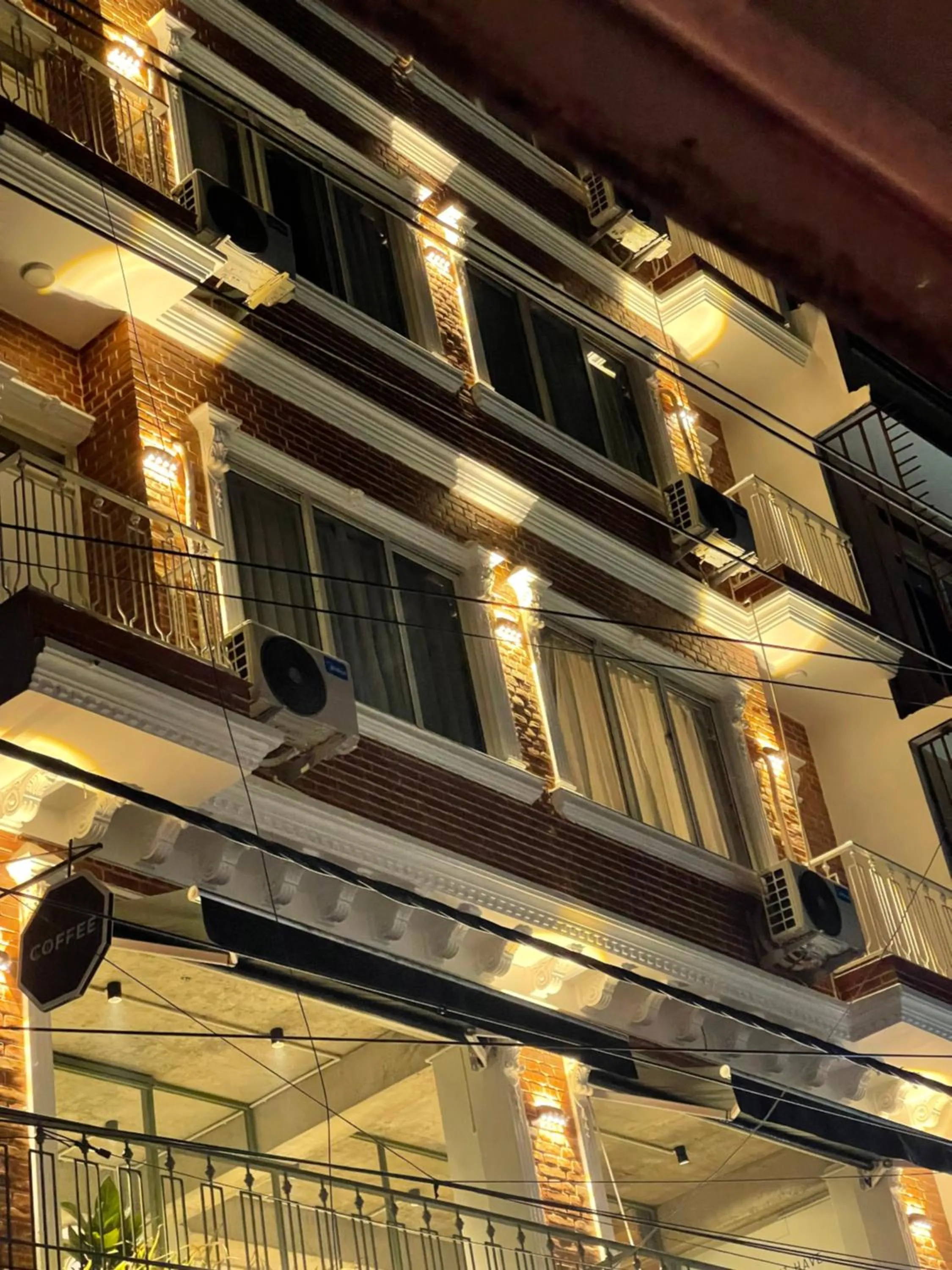 Property building in Little Buddha Inn