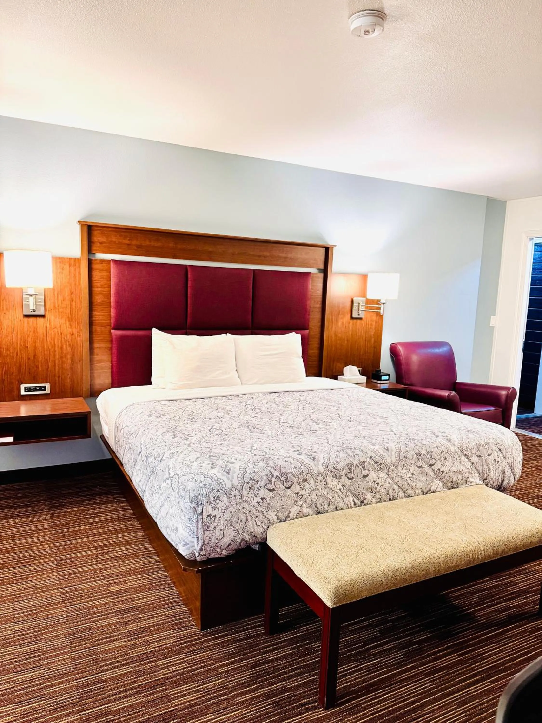 Bed in Morgan Inn and Suites Walla Walla