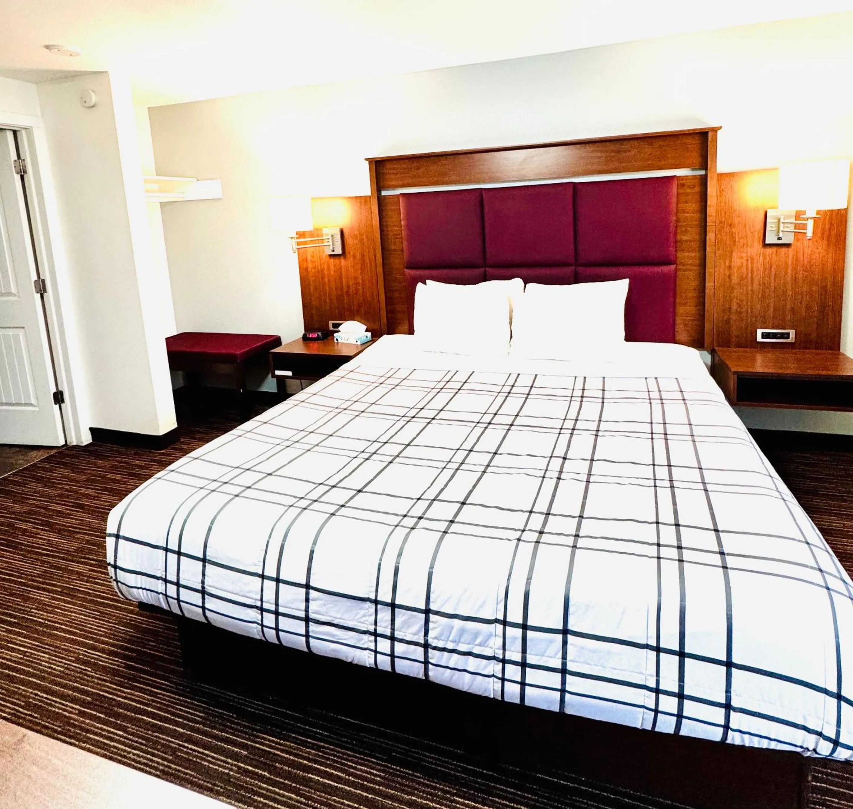 Bed in Morgan Inn and Suites Walla Walla