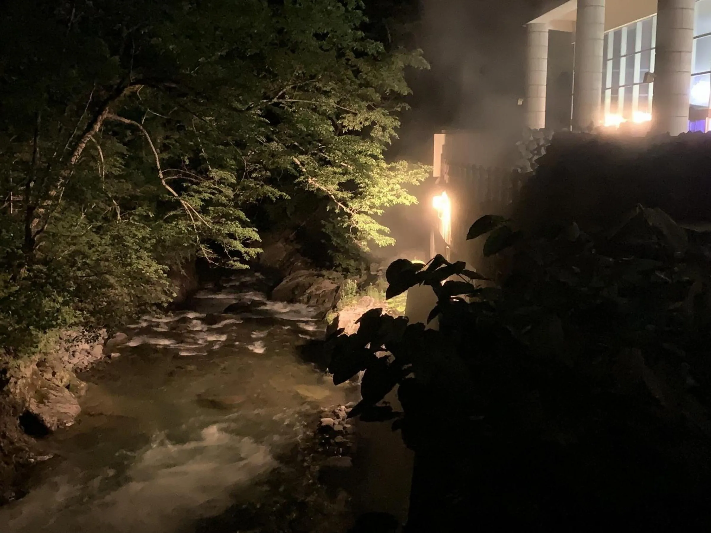 Property building in Tomuraushionsen Higashi Taisetsuso