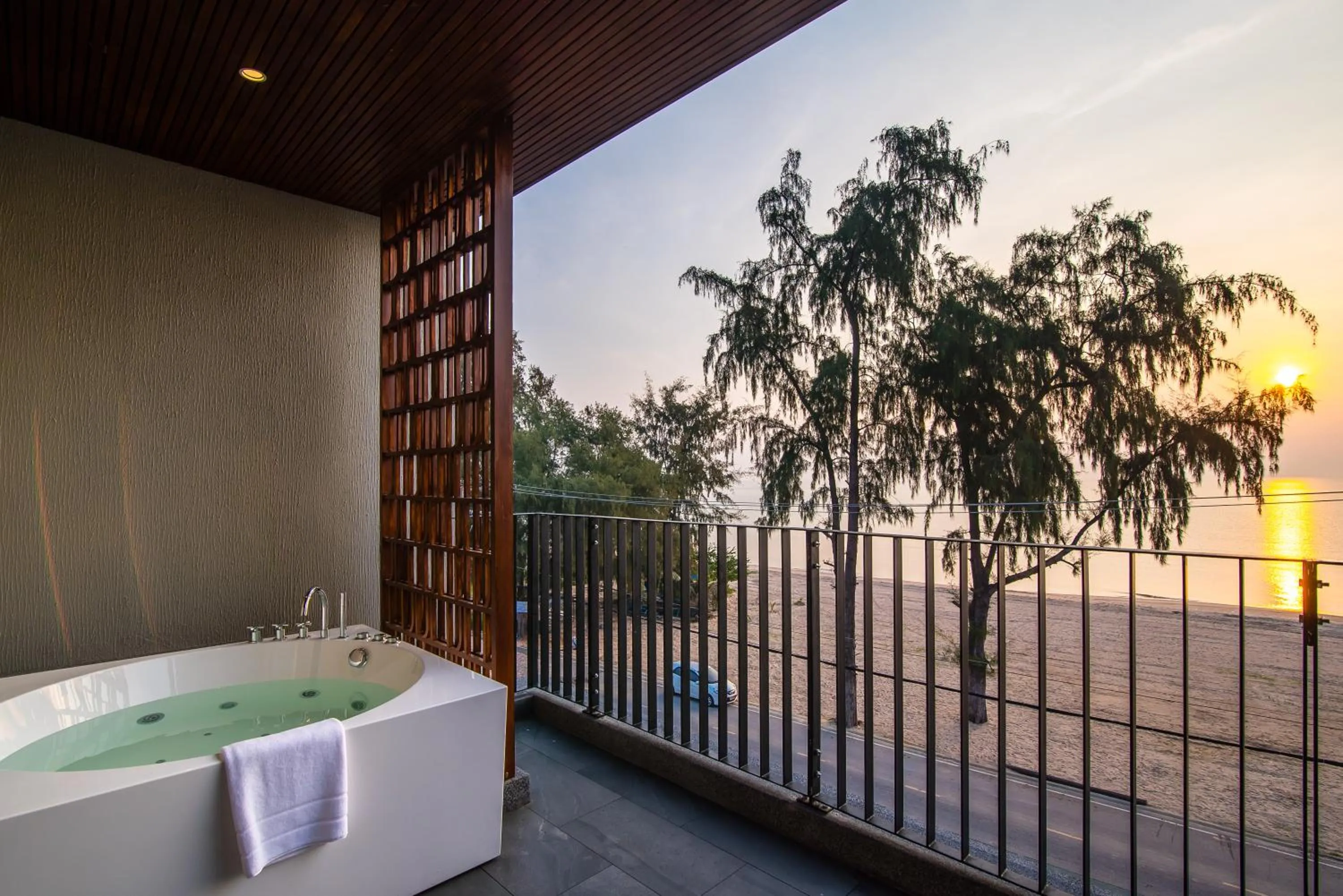 Sunrise in Lullaby The Sea Hua Hin