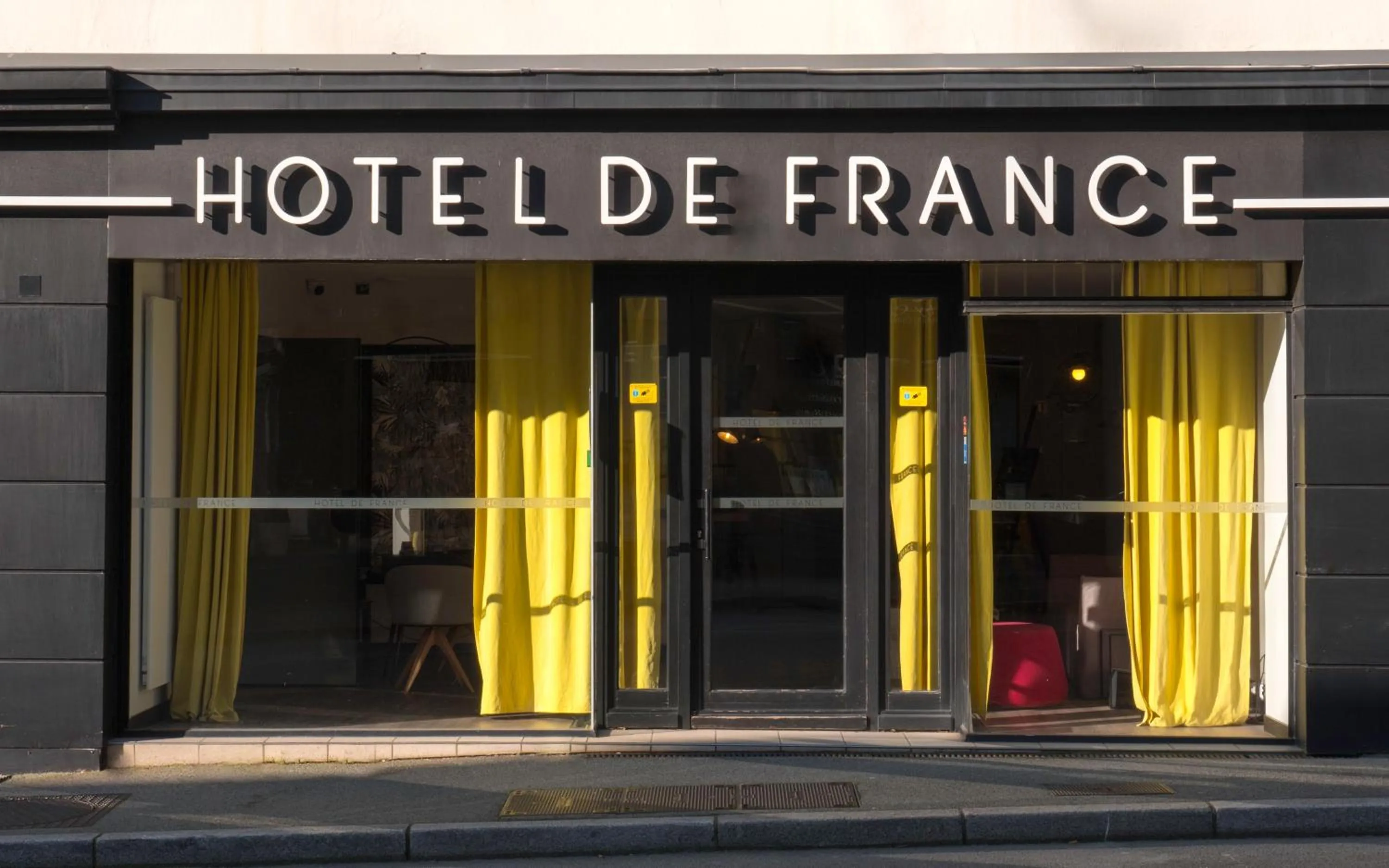 Property building in Urban Style Hotel de France