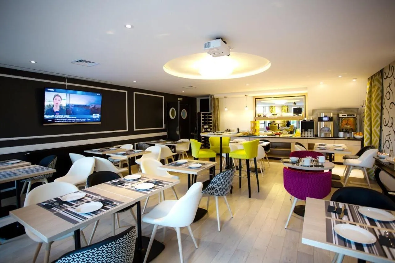 Restaurant/places to eat in Urban Style Hotel de France