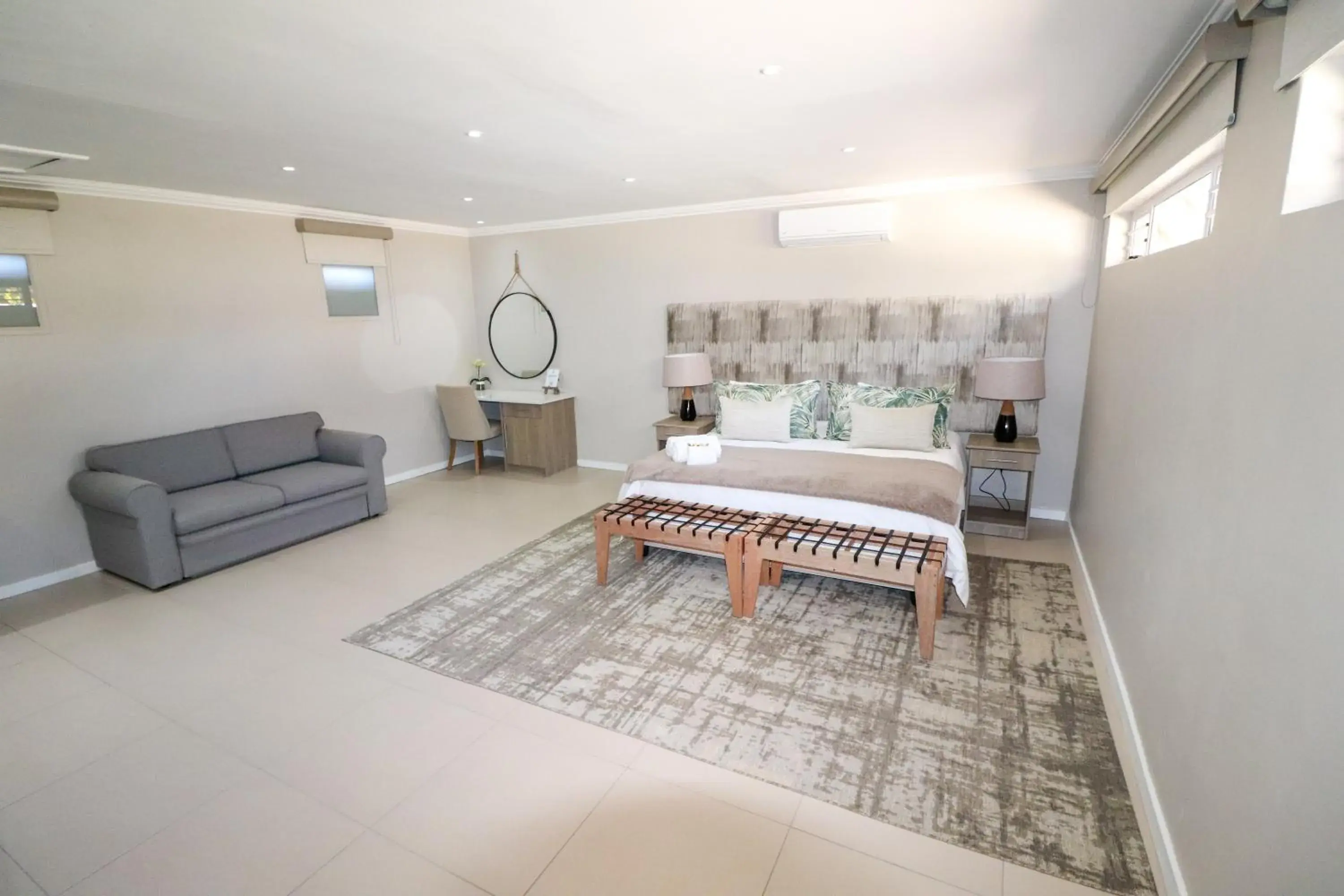 Deluxe Family Suite - single occupancy in Stonehill Villa Deluxe Family Suite - single occupancy in Stonehill Villa