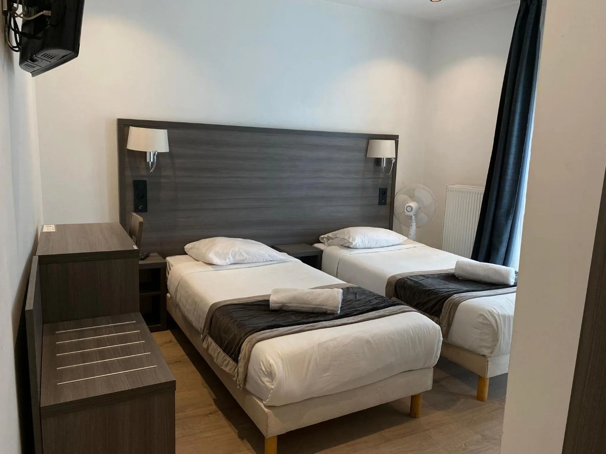 Bed in Hôtel Résidence Châtillon