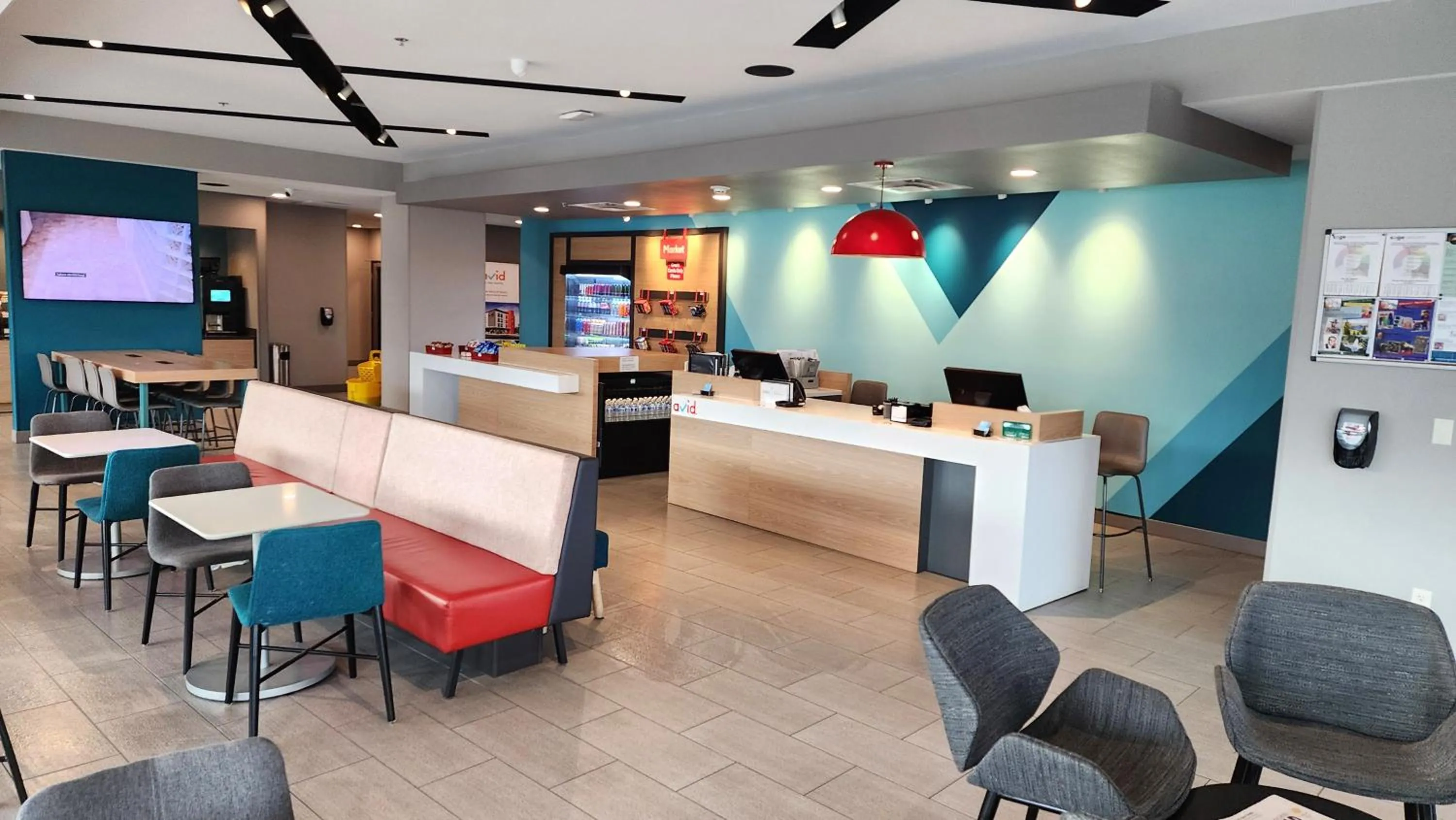 Lobby or reception in avid hotel Wenatchee by IHG