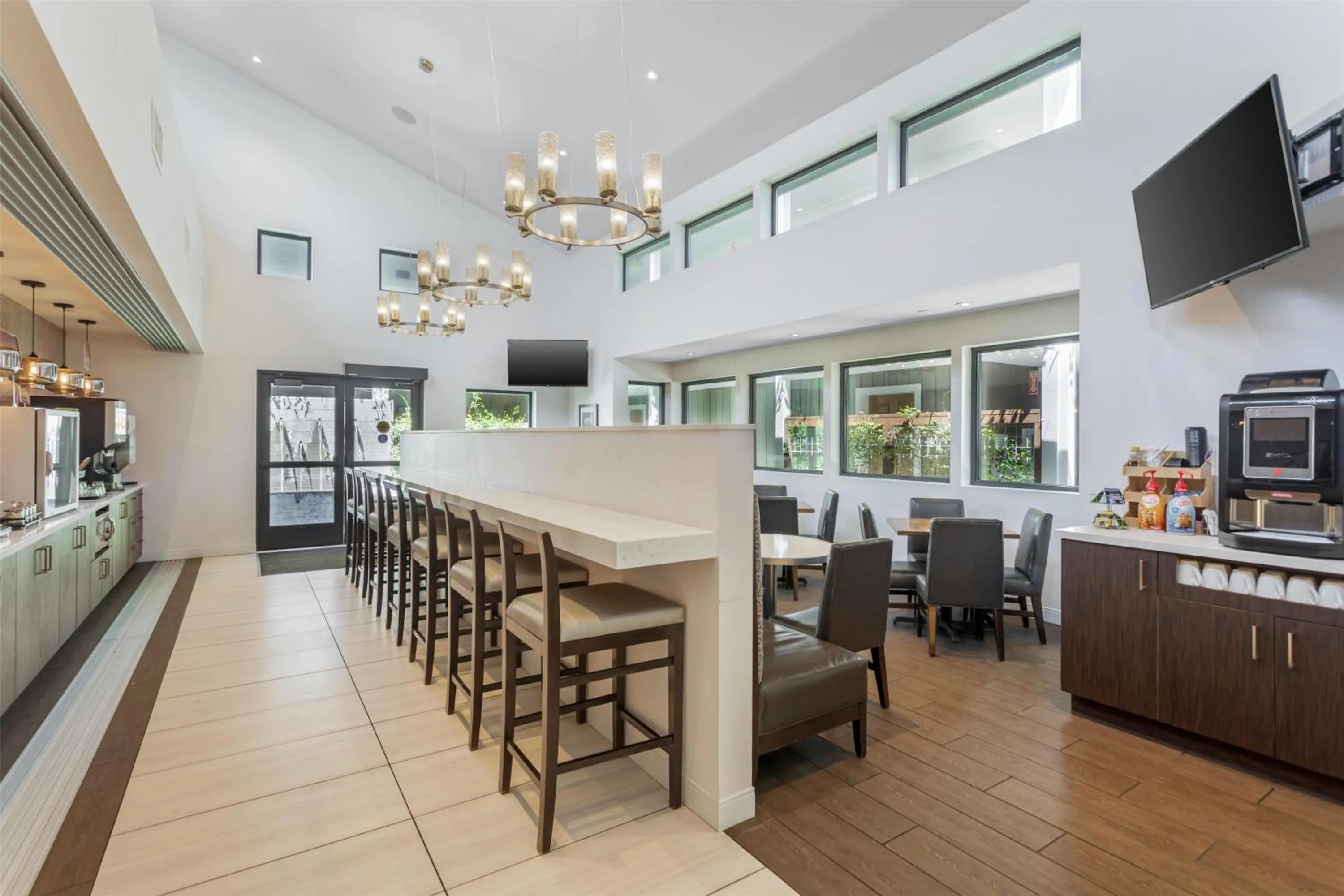 Breakfast in Best Western Plus Stevenson Manor