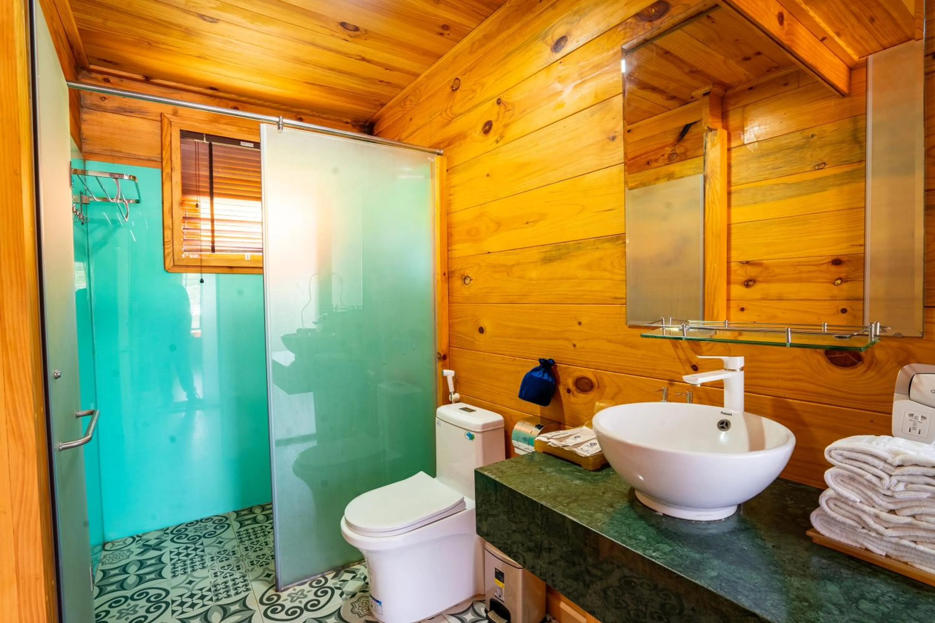 Toilet in Tea Resort