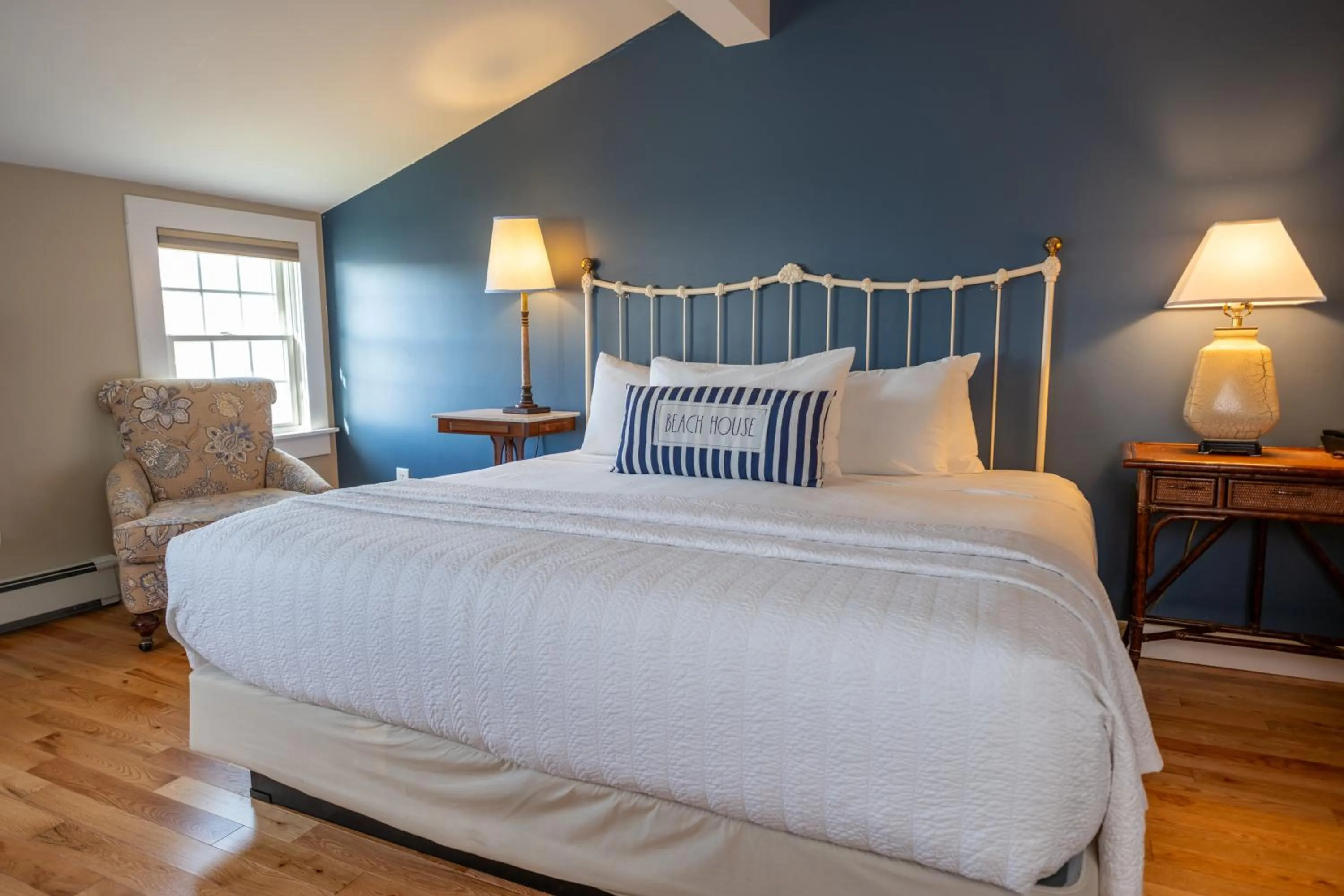 Bed in The Beach House Inn