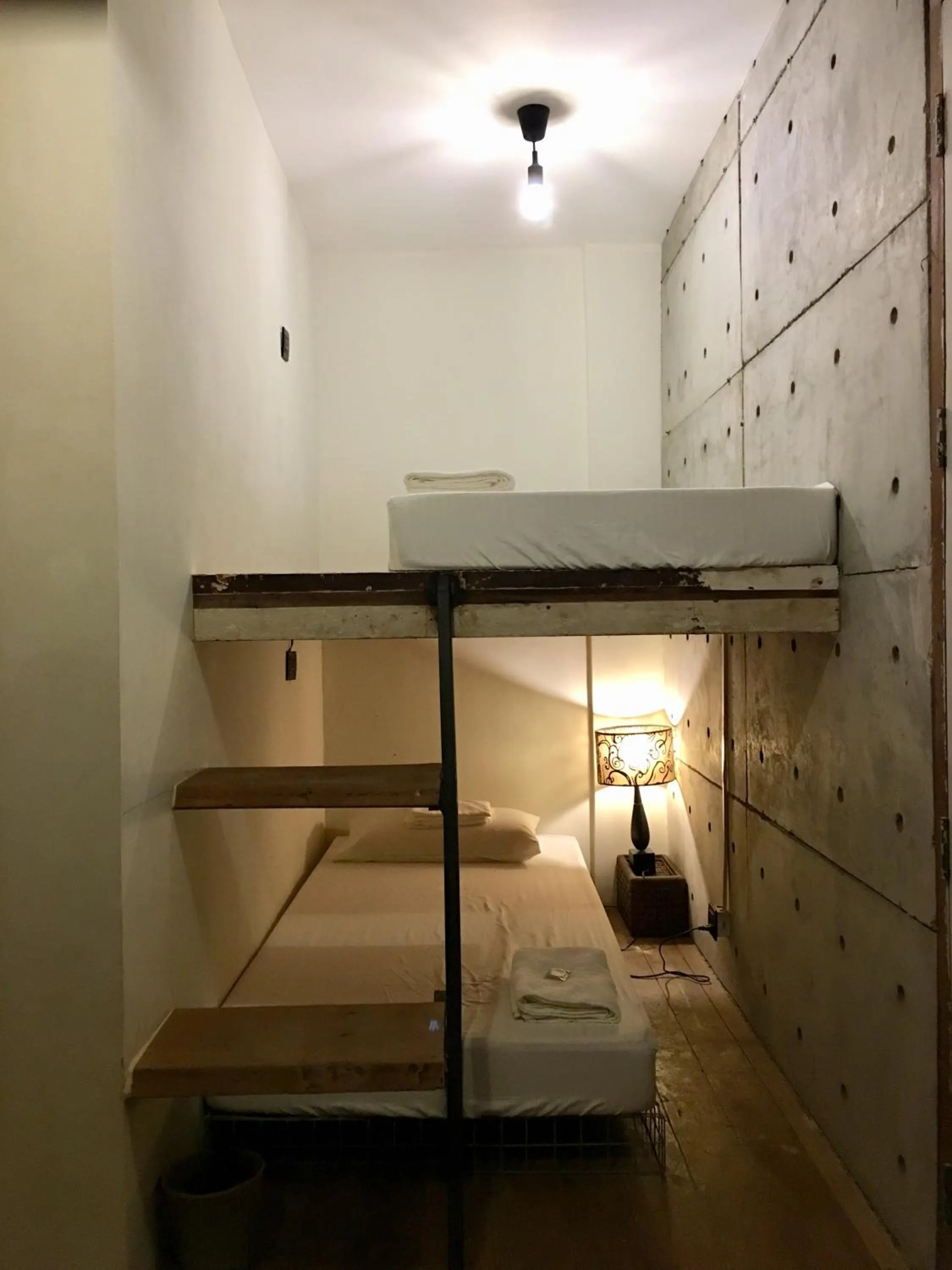 bunk bed, Bed in The Flying Fish Hostel Cebu