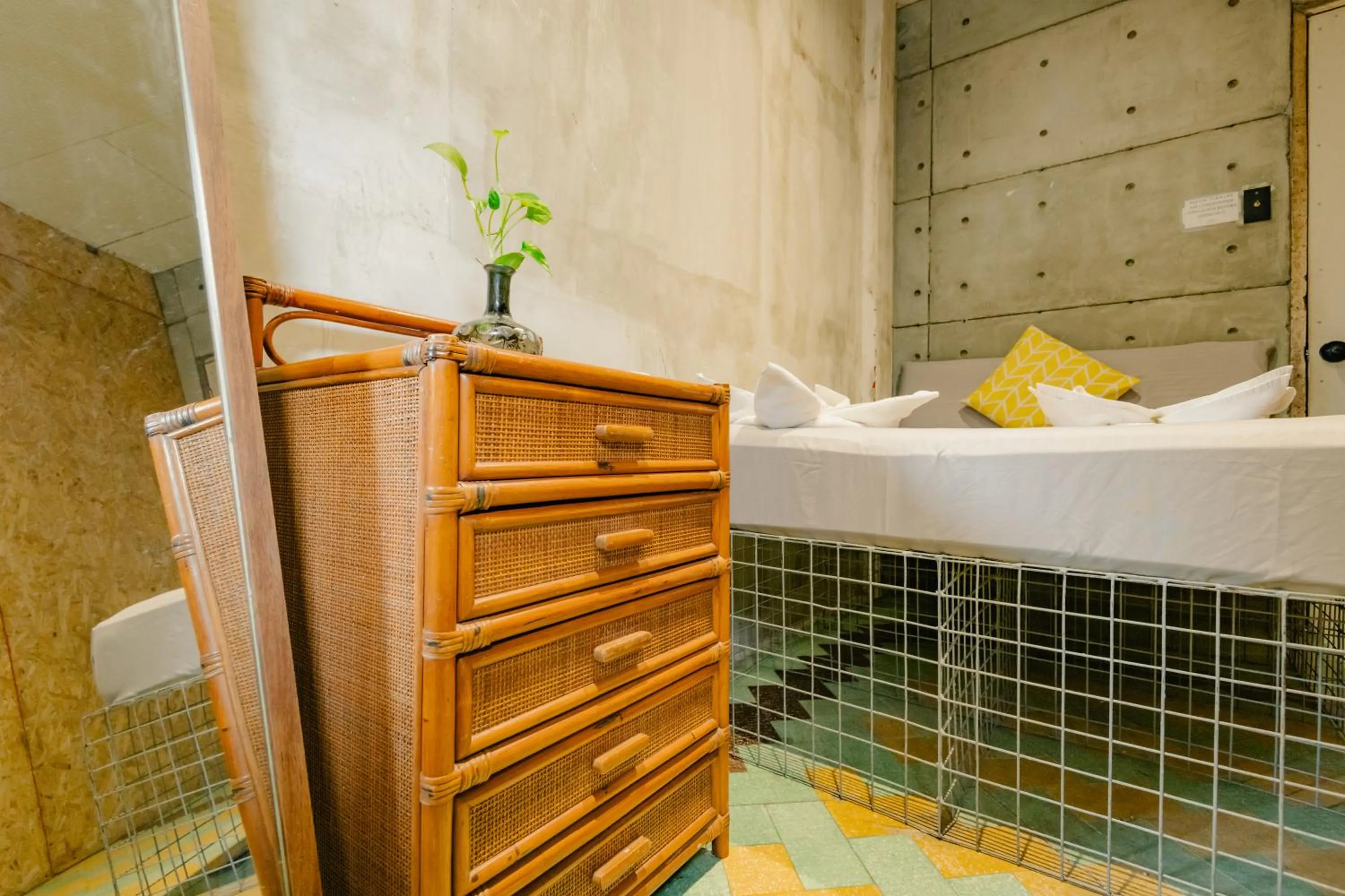 internet in The Flying Fish Hostel Cebu