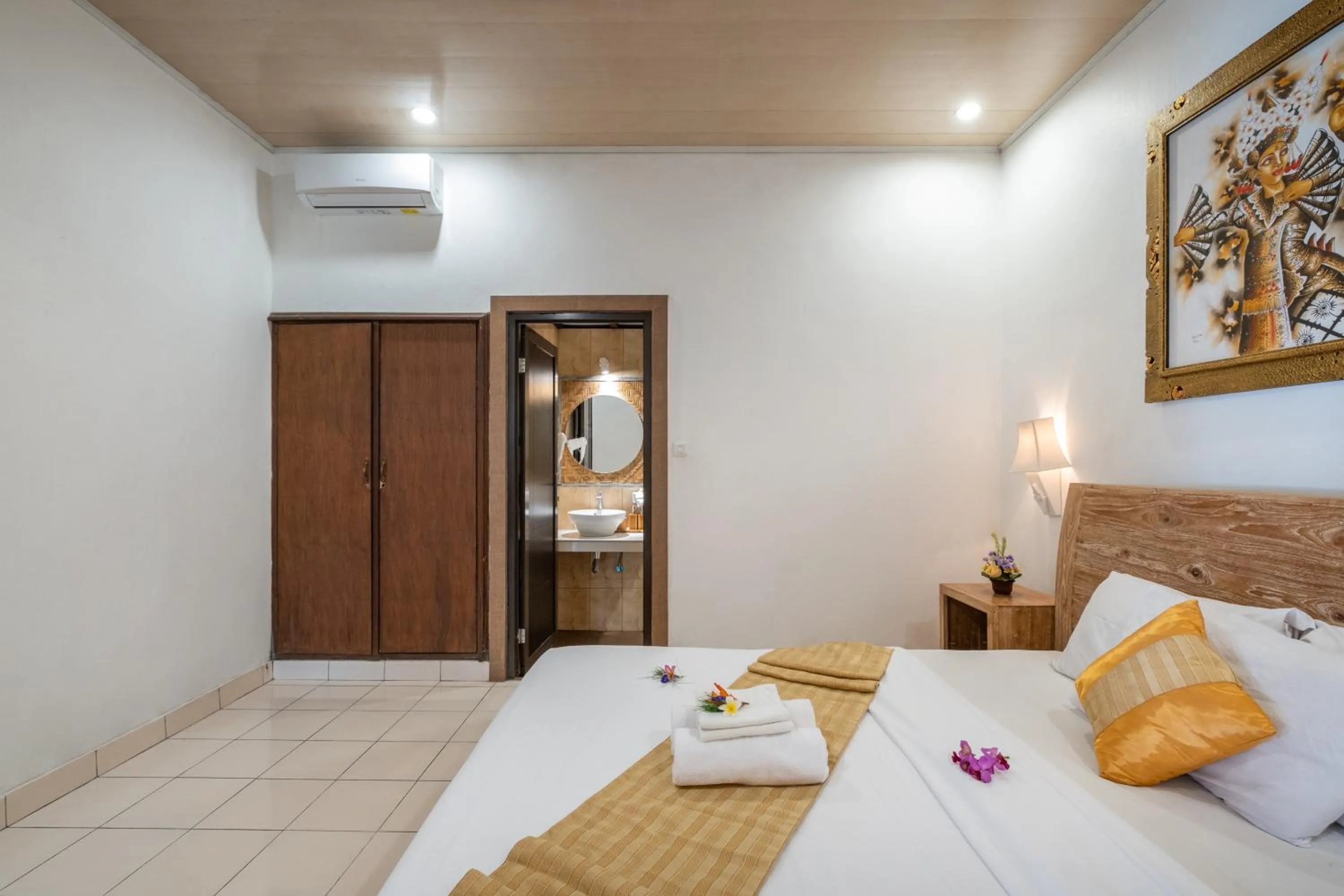 Bed in Rahayu Guest House Ubud