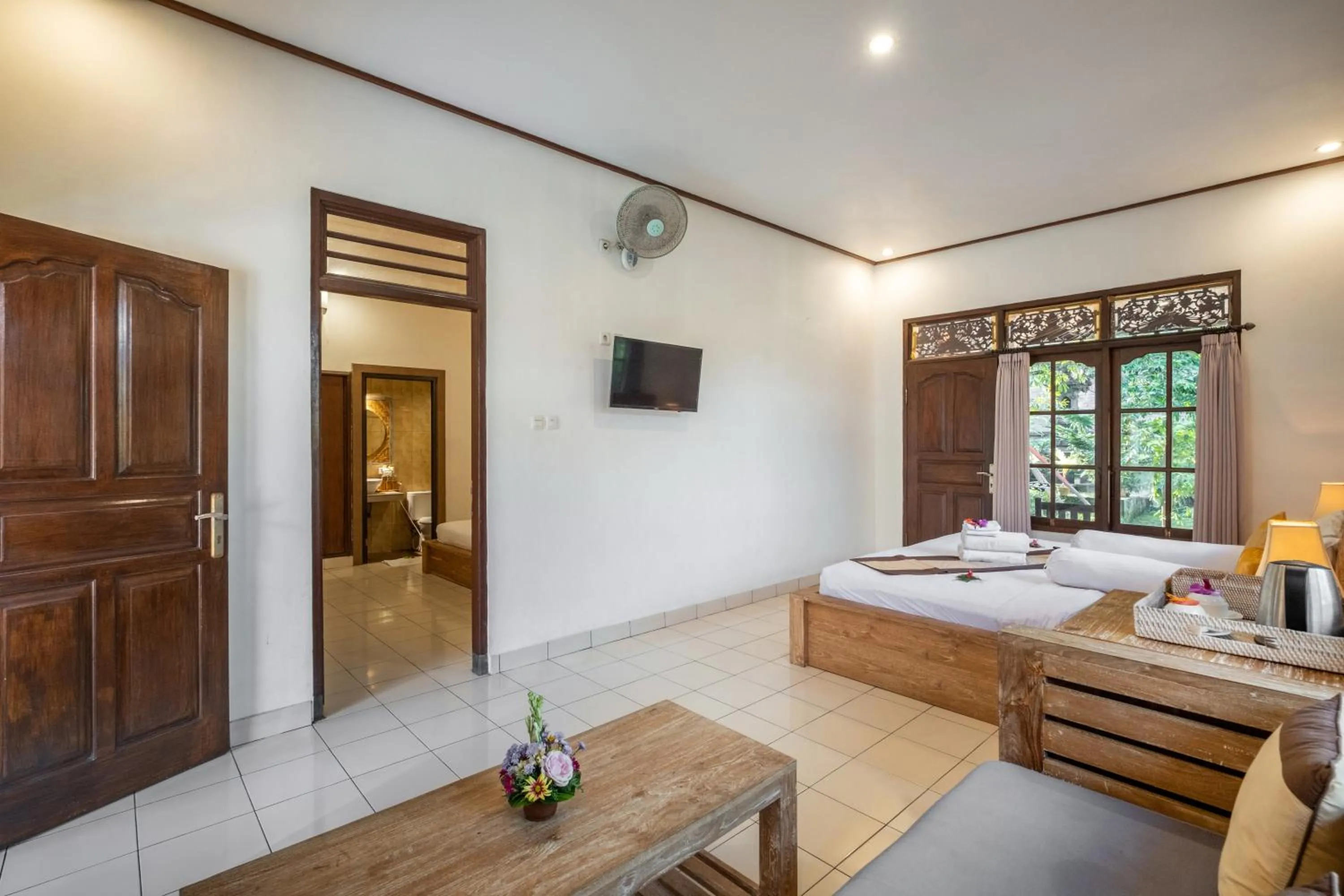 Bed in Rahayu Guest House Ubud