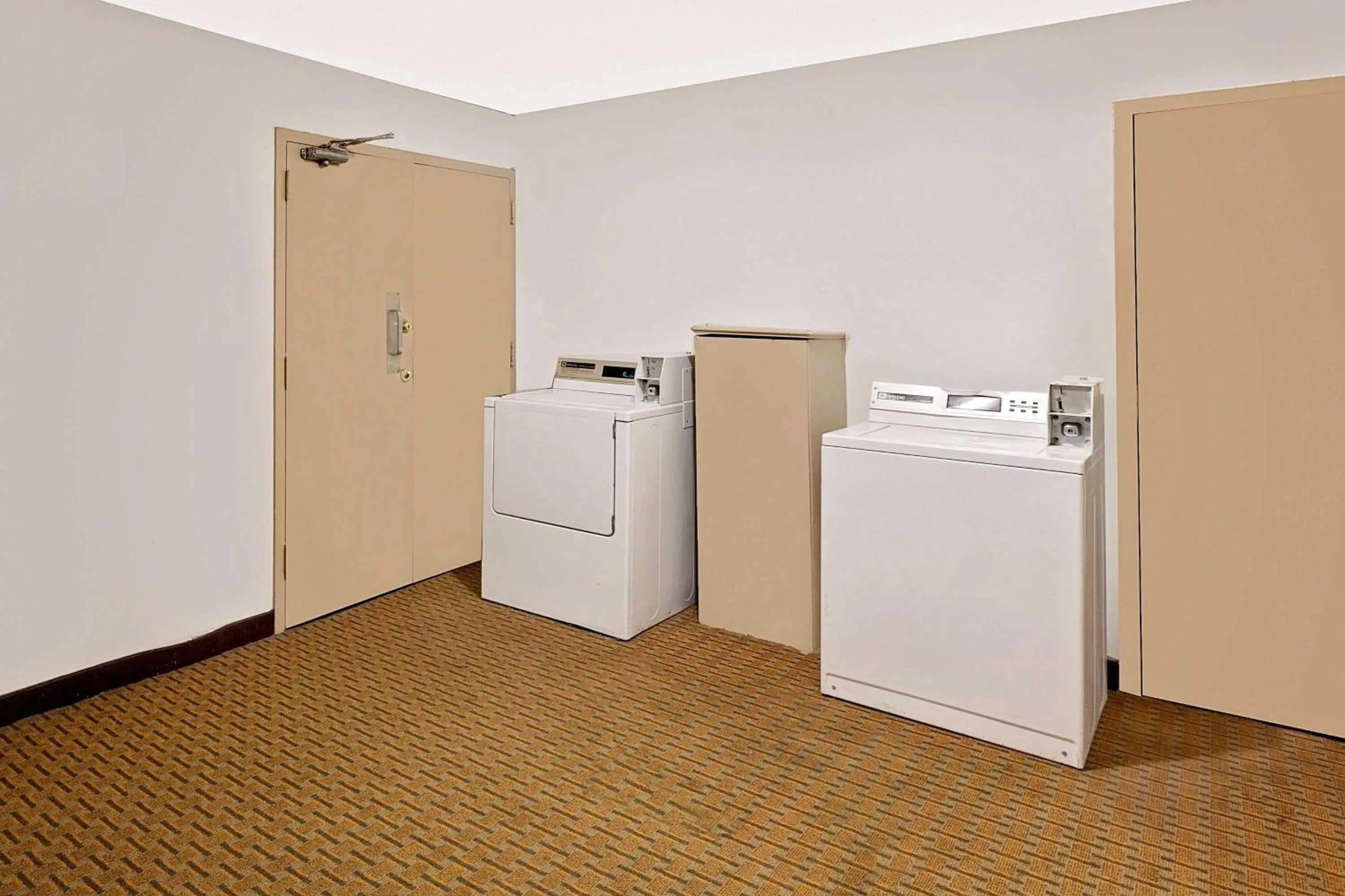 On site in Super 8 by Wyndham Plainview