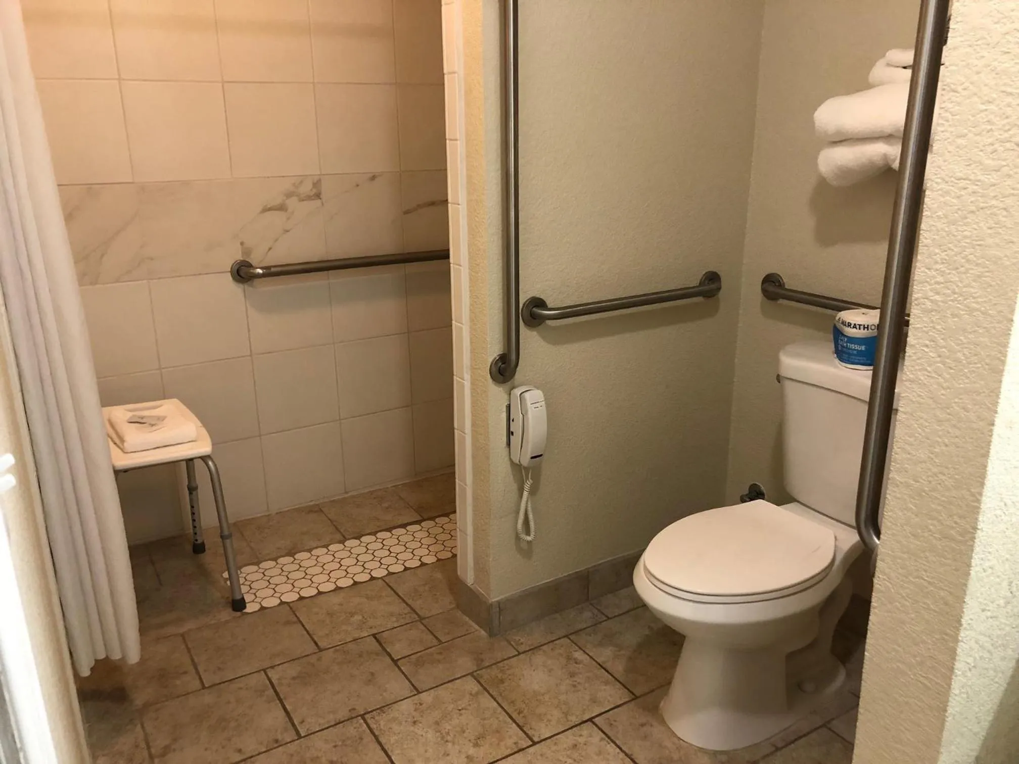 Bathroom in Knights Inn Hermiston