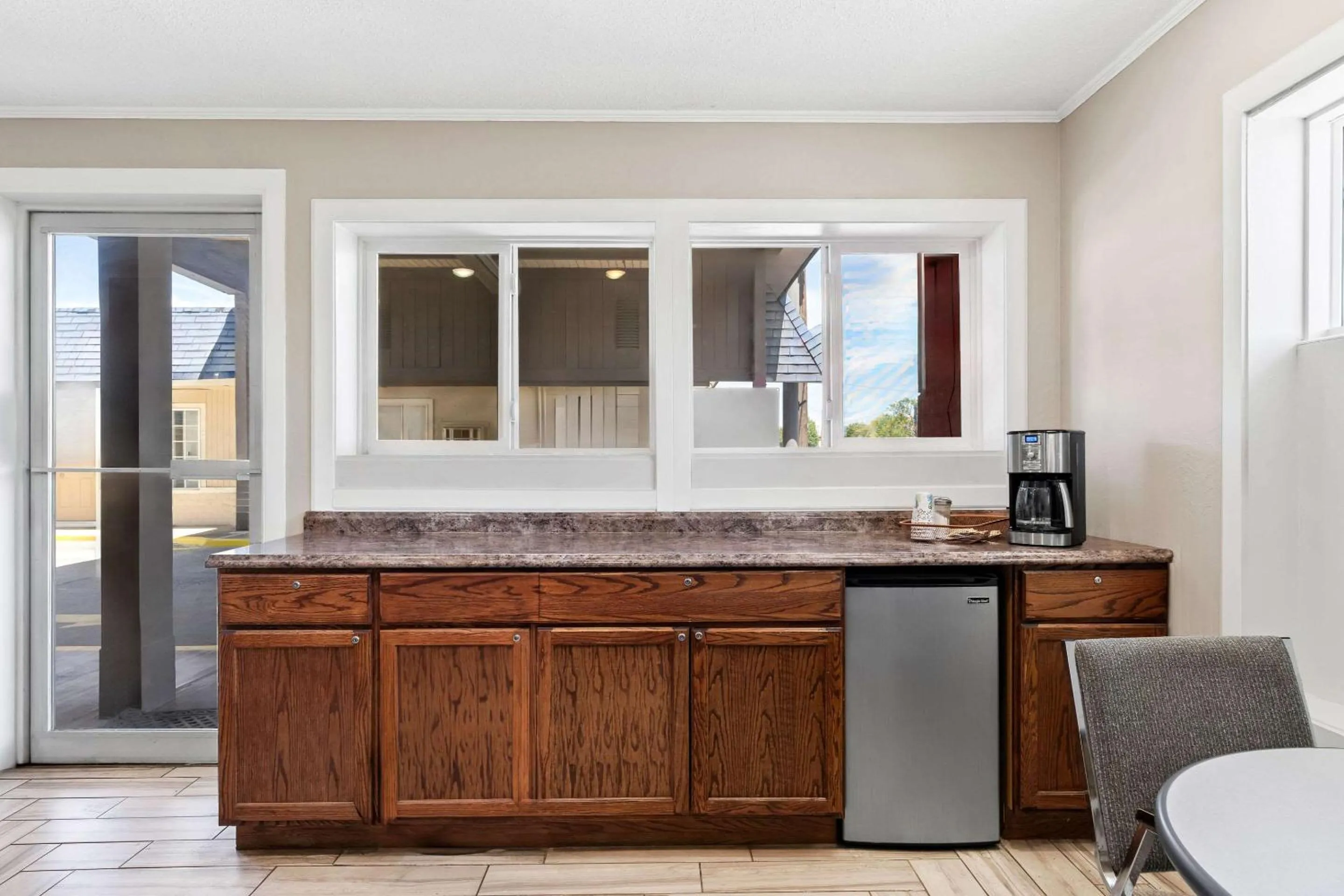 Breakfast in Knights Inn Hermiston