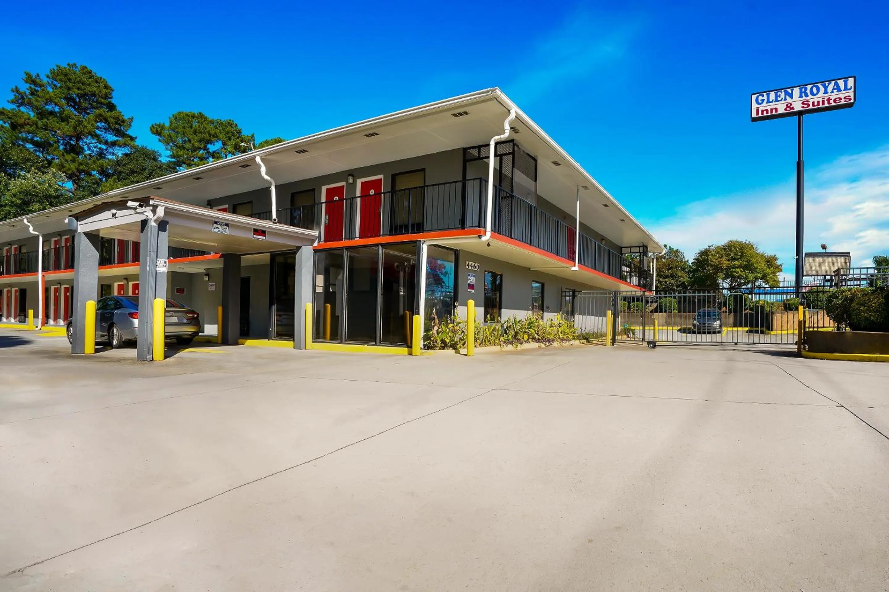 Facade/entrance in OYO Hotel Decatur I-285 The Perimeter