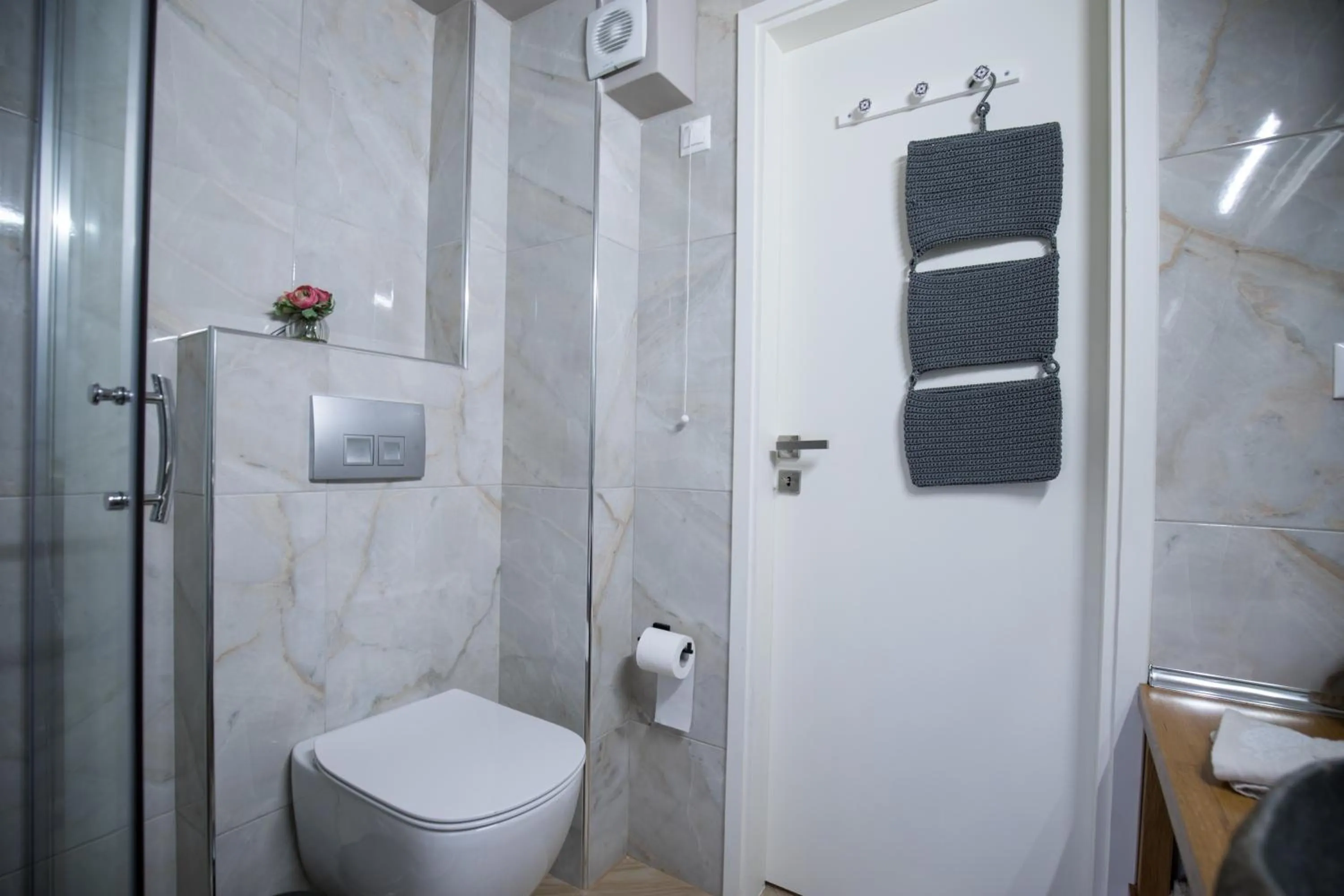 Rastoni Athens Suites near Acropolis at Tsatsou street