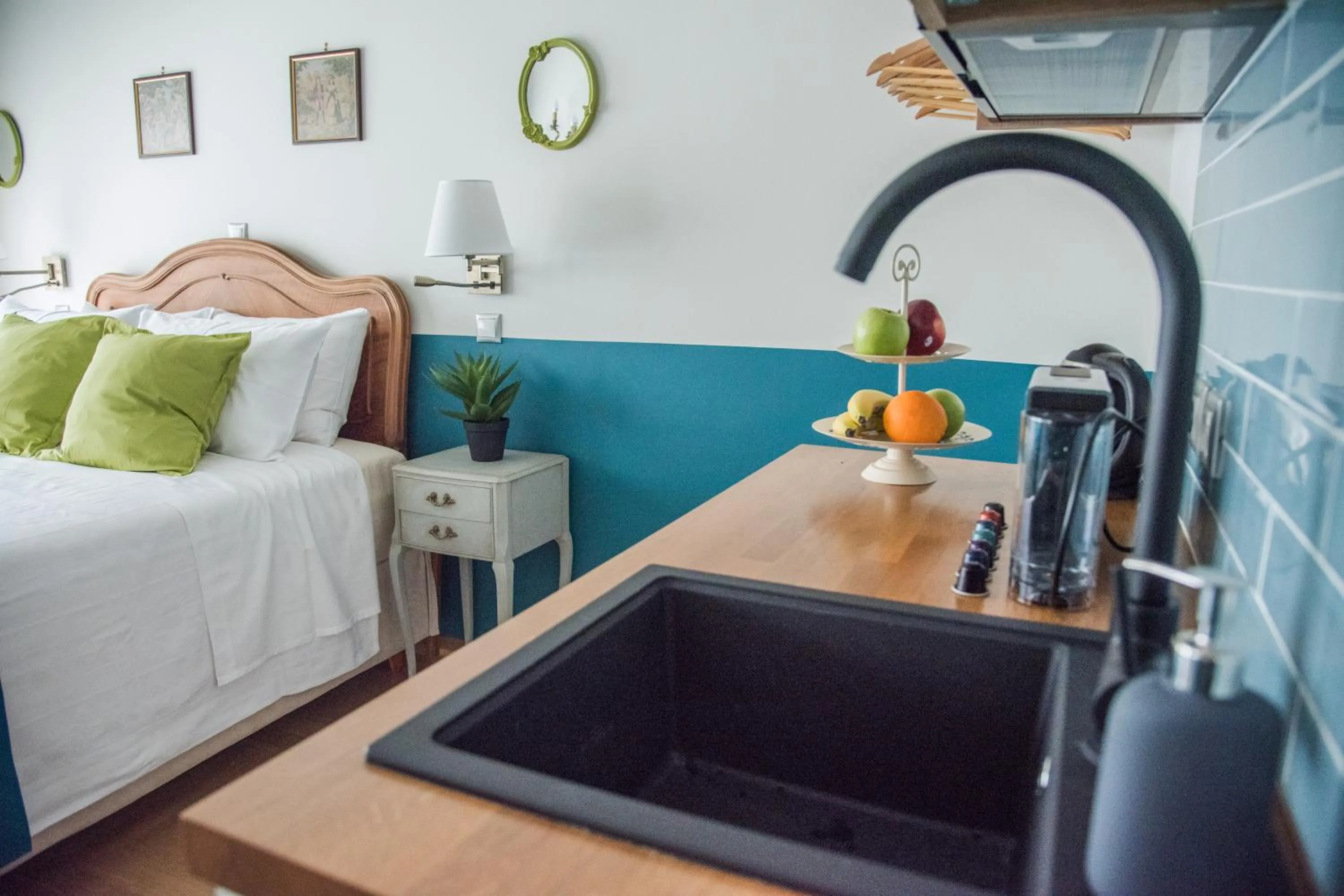 Bed in Rastoni Athens Suites near Acropolis at Tsatsou street