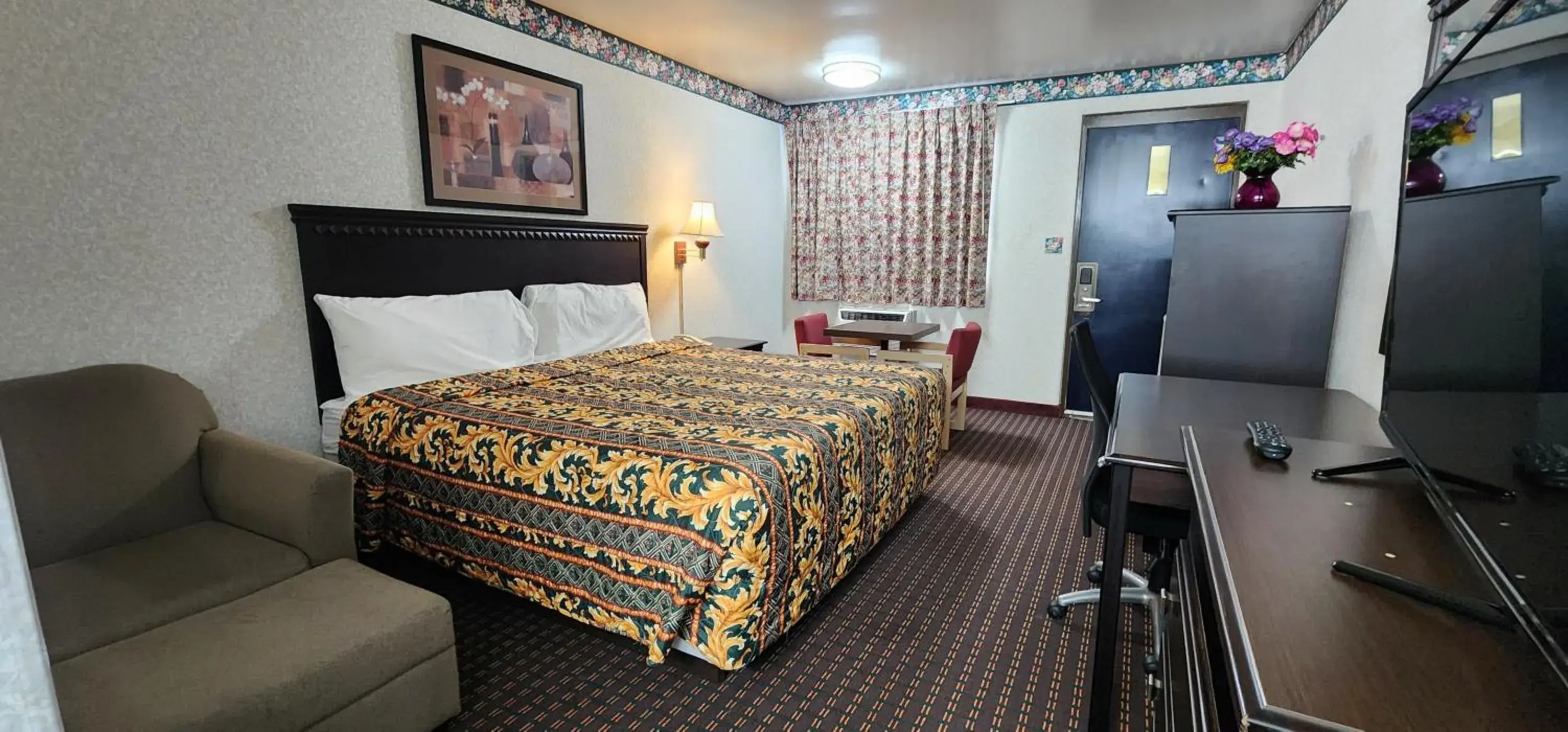 Queen Bed Smoking in Turnpike Motel Richmond VA by Hotel O US 60 Queen Bed Smoking in Turnpike Motel Richmond VA by Hotel O US 60