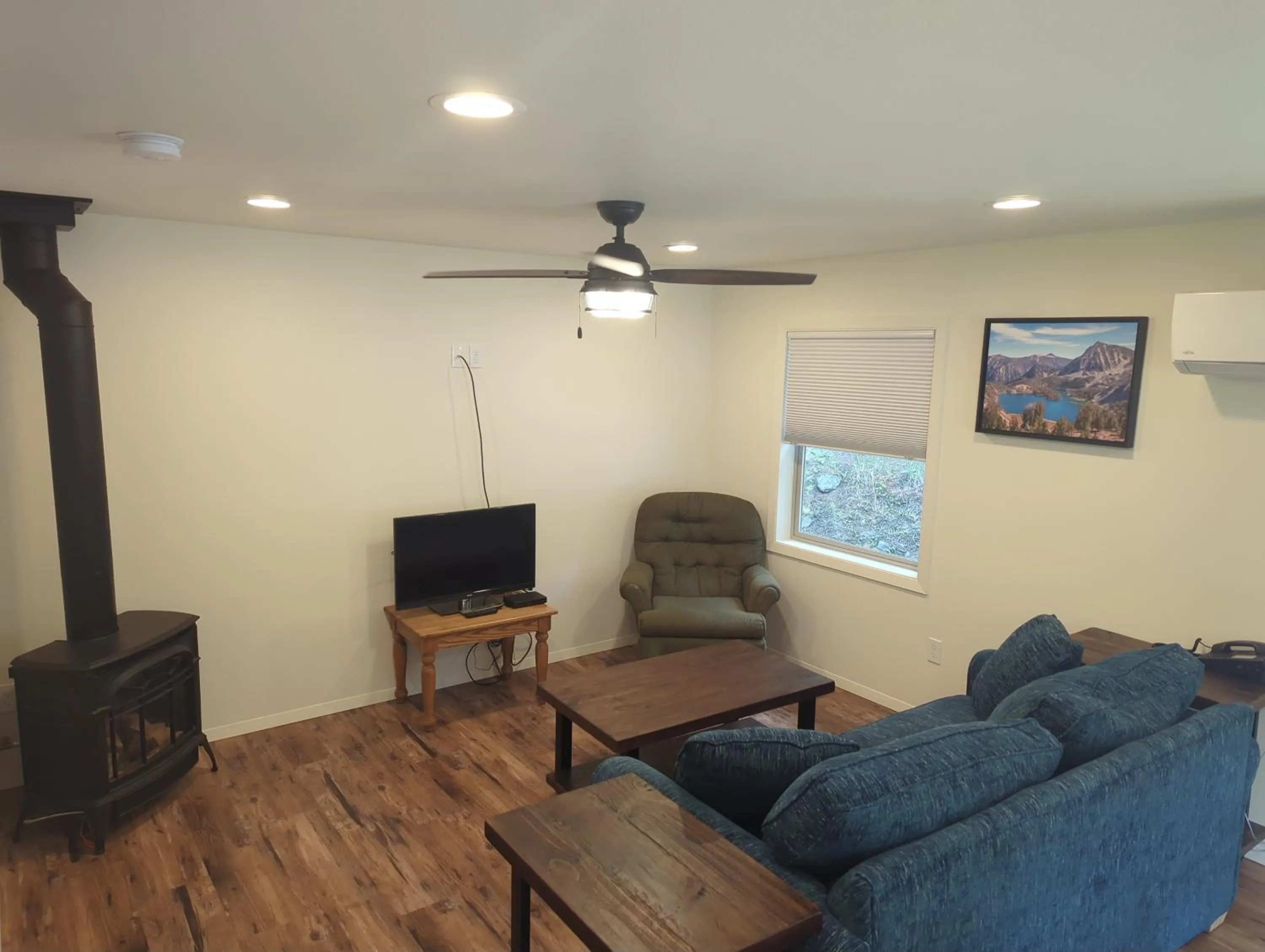 Living room in Eagle Cap Chalets