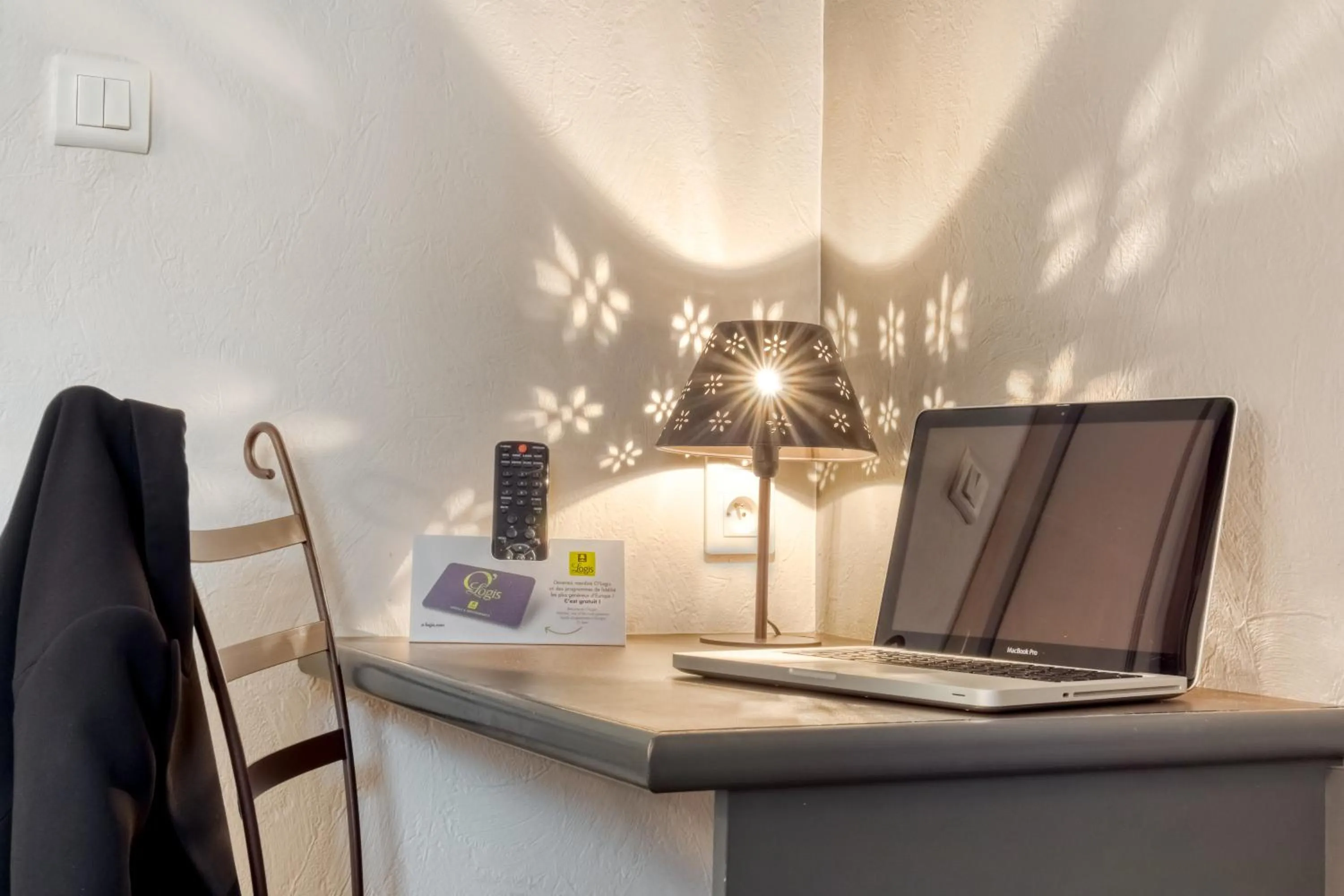 Business facilities in Logis Hôtel Les II Mas - Perpignan Sud