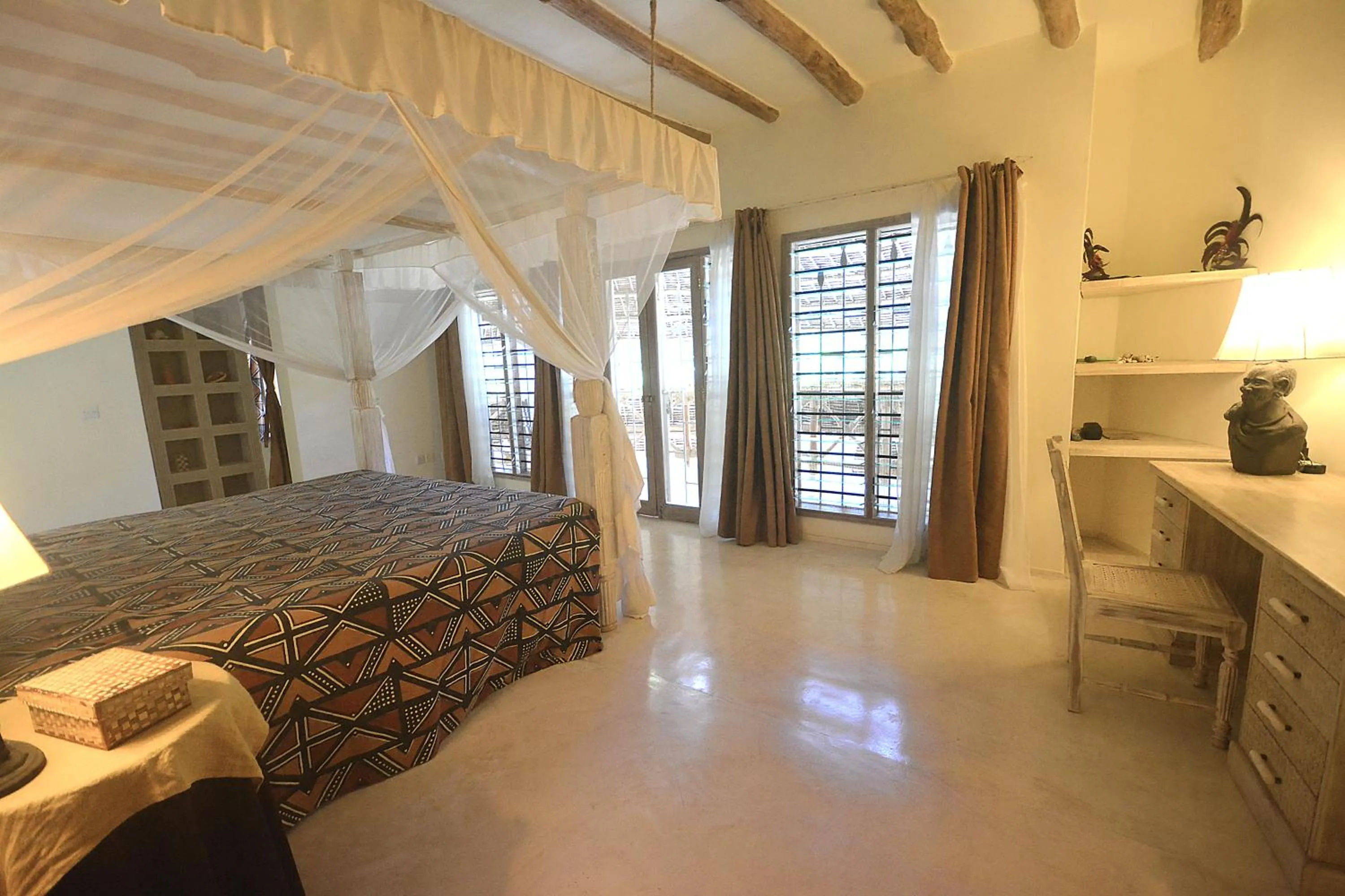 Bed in The Lawford Hotel