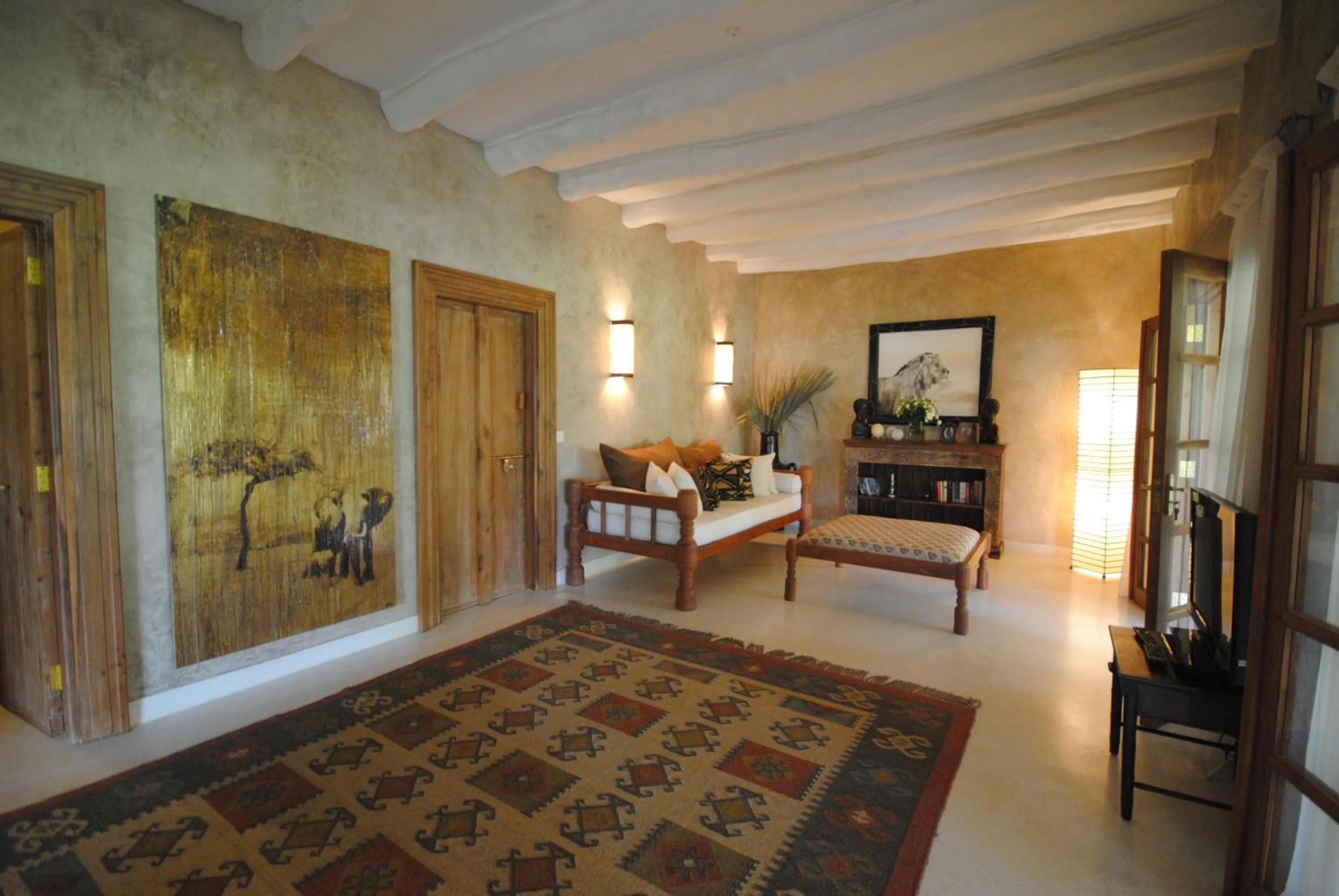 Living room, Bed in The Lawford Hotel