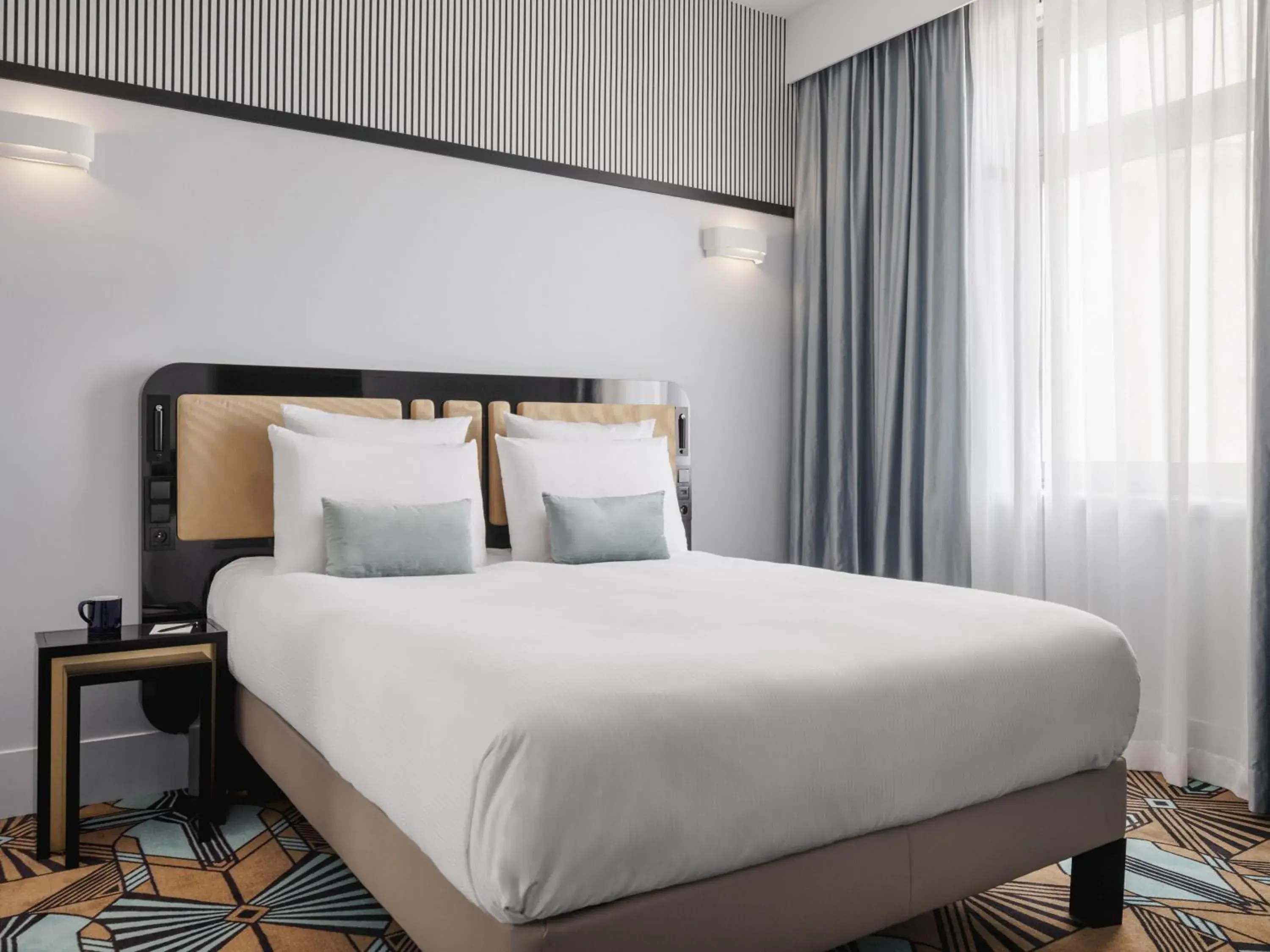 Classic Double Room in The 1932 Hotel & Spa Cap d'Antibes - MGallery Collection Classic Double Room in The 1932 Hotel & Spa Cap d'Antibes - MGallery Collection