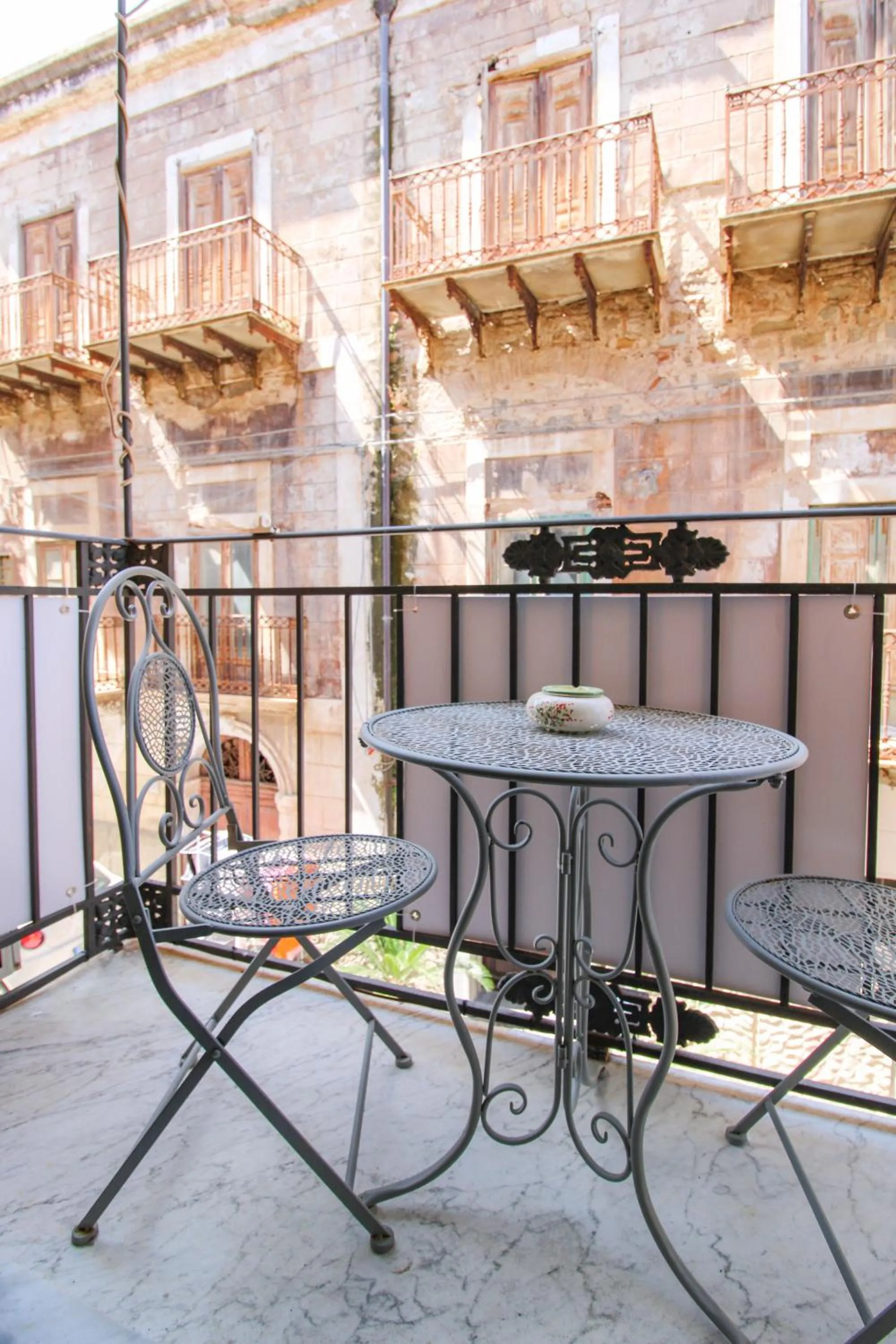 Balcony/Terrace in THE PALACE B&B and Apartments